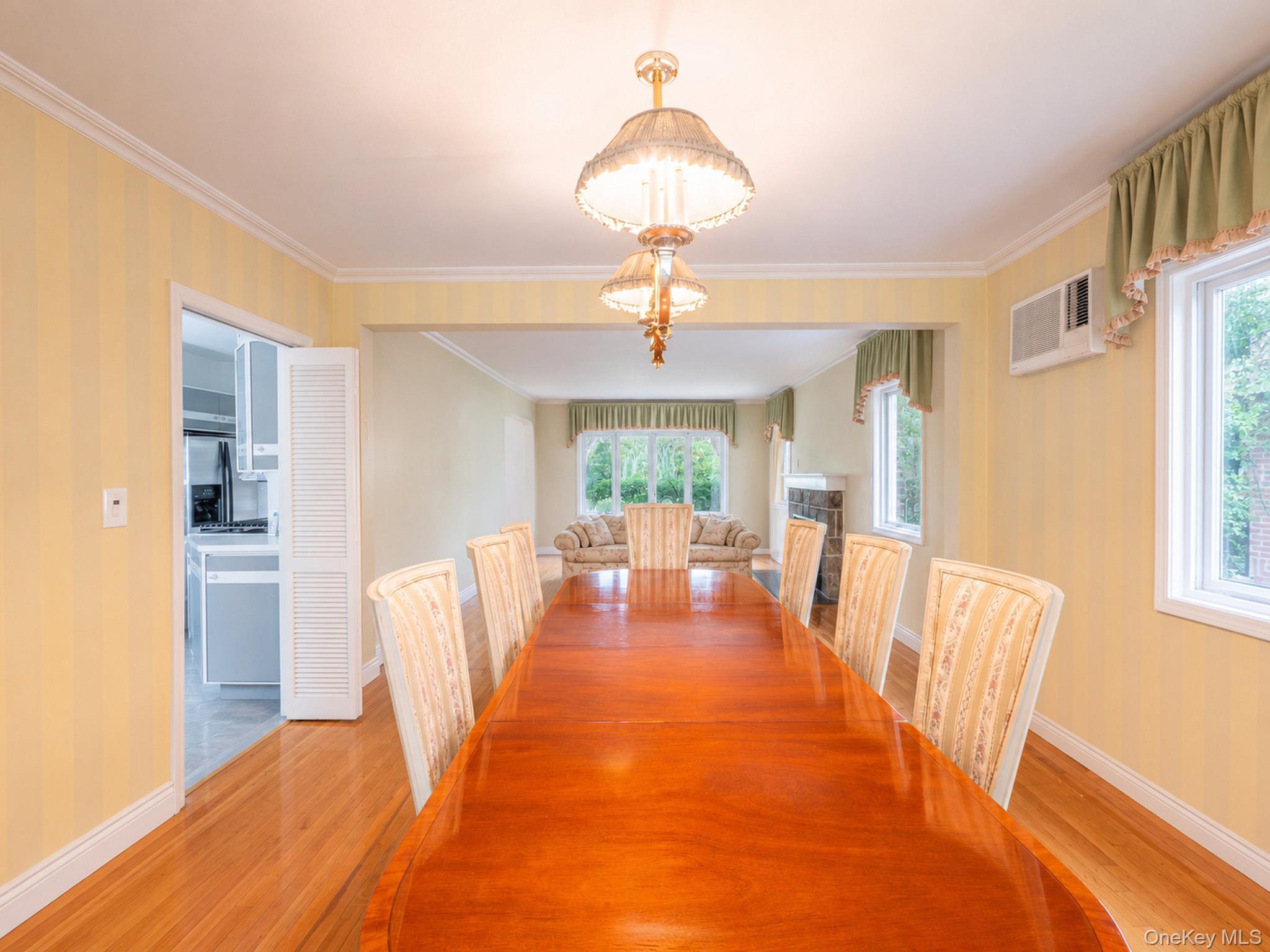Single Family 176th Street  Queens, NY 11366, MLS-1030937-8
