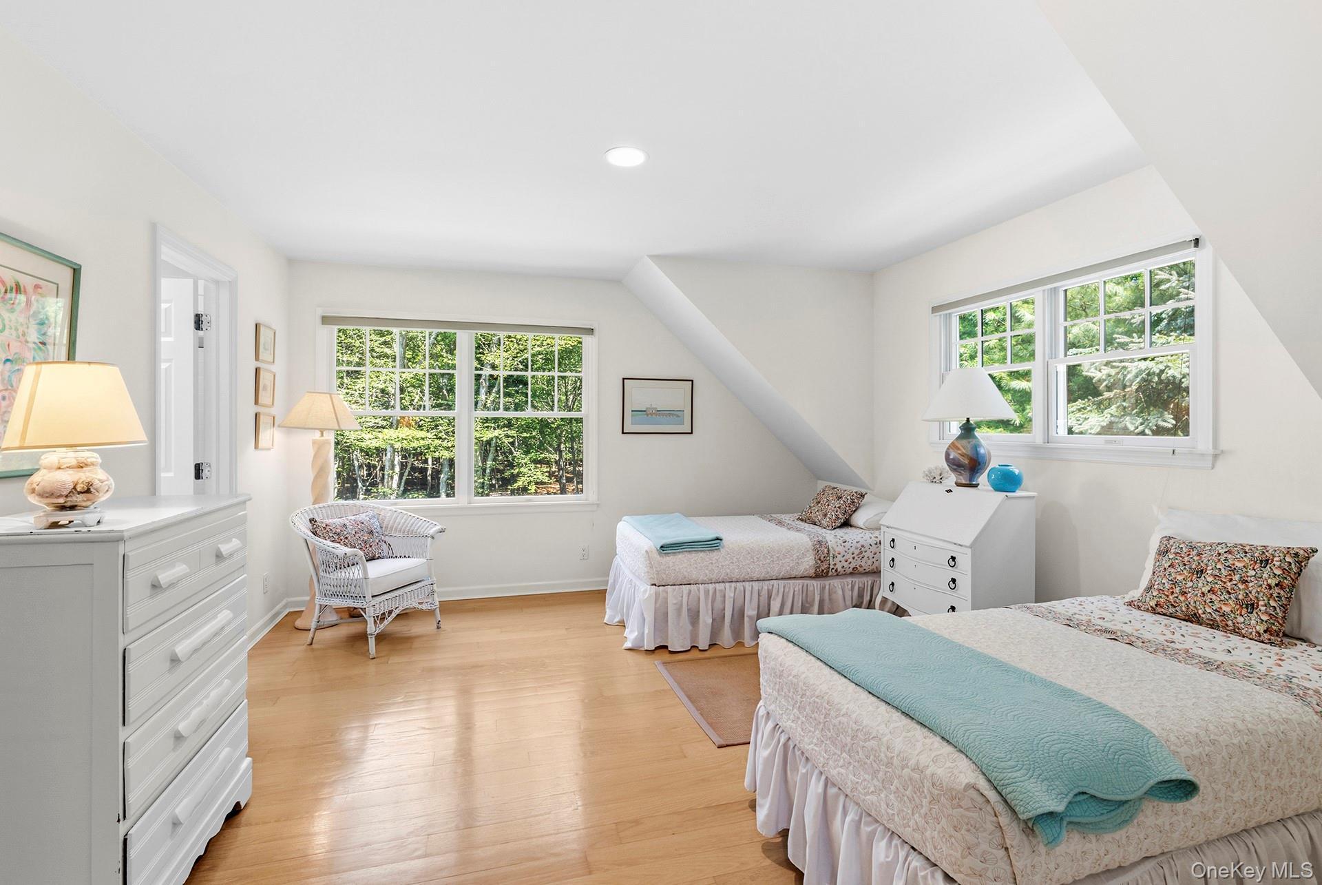 Single Family Barclay Drive Suffolk County, NY 11963, MLS-1030939-21