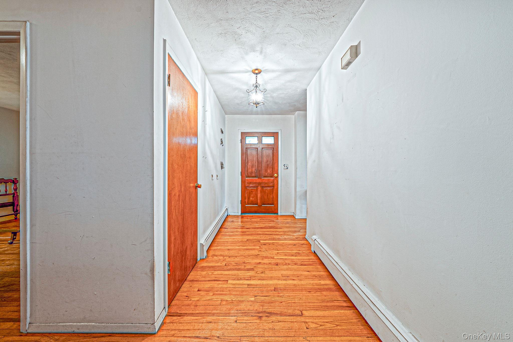 Single Family E Bartlett Road Suffolk County, NY 11953, MLS-1030942-23