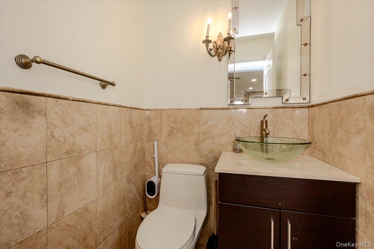 Single Family Jarvis Avenue  Queens, NY 11691, MLS-1030946-13