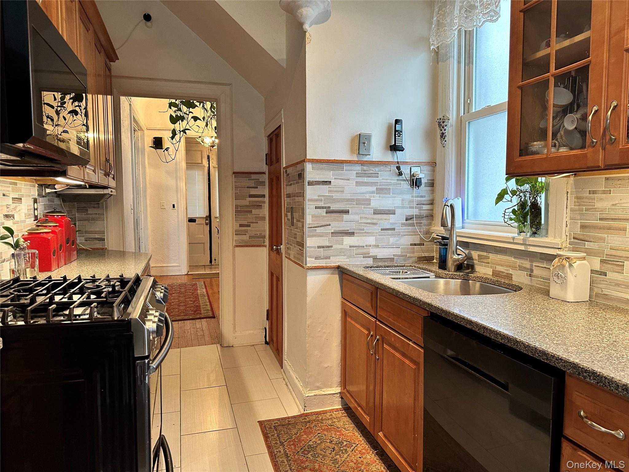 Single Family Urban Street  Westchester County, NY 10552, MLS-1030951-12