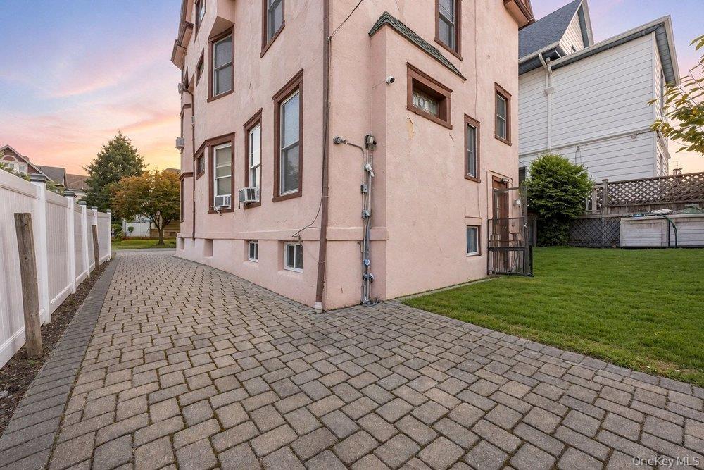 Single Family Urban Street  Westchester County, NY 10552, MLS-1030951-36