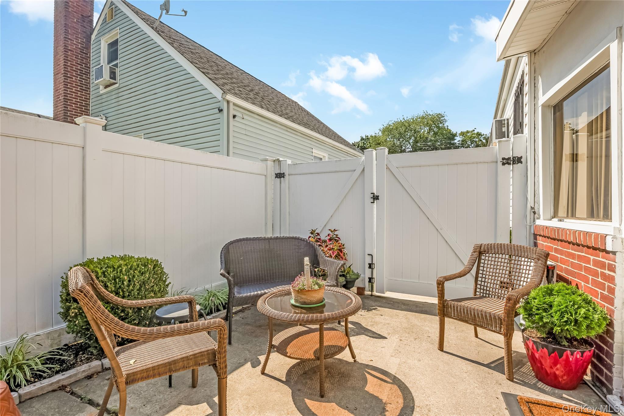 Single Family Booth Street Nassau County, NY 11550, MLS-1030962-5