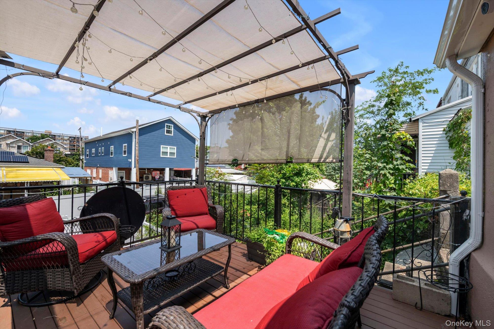 Single Family Turnbull Avenue Bronx, NY 10473, MLS-1030964-21