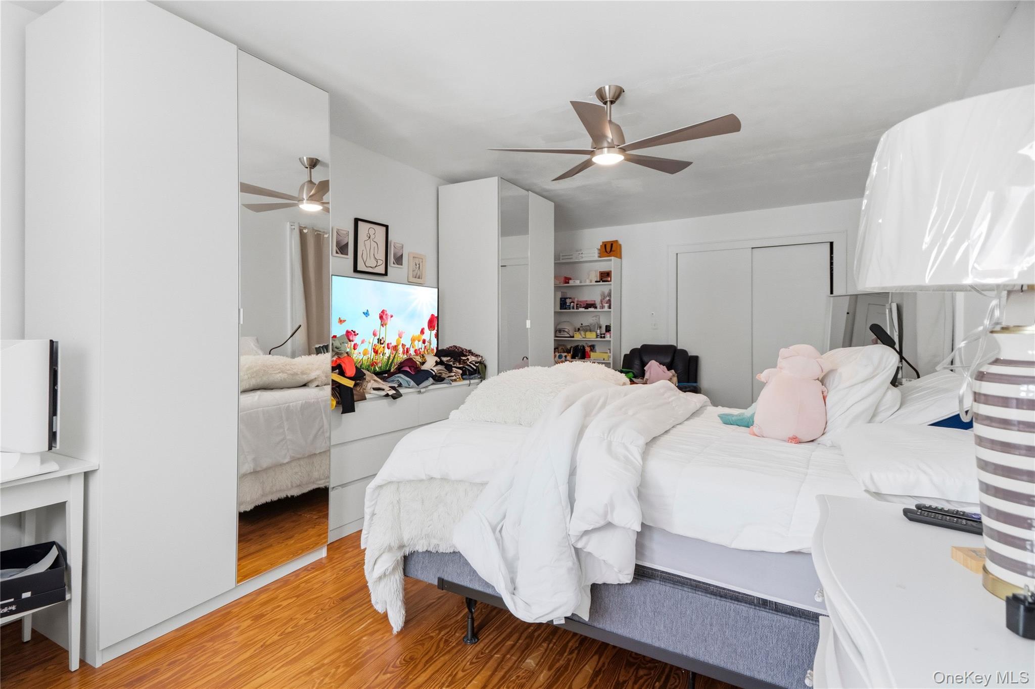 Single Family Woodfield Road  Nassau County, NY 11552, MLS-1030969-12