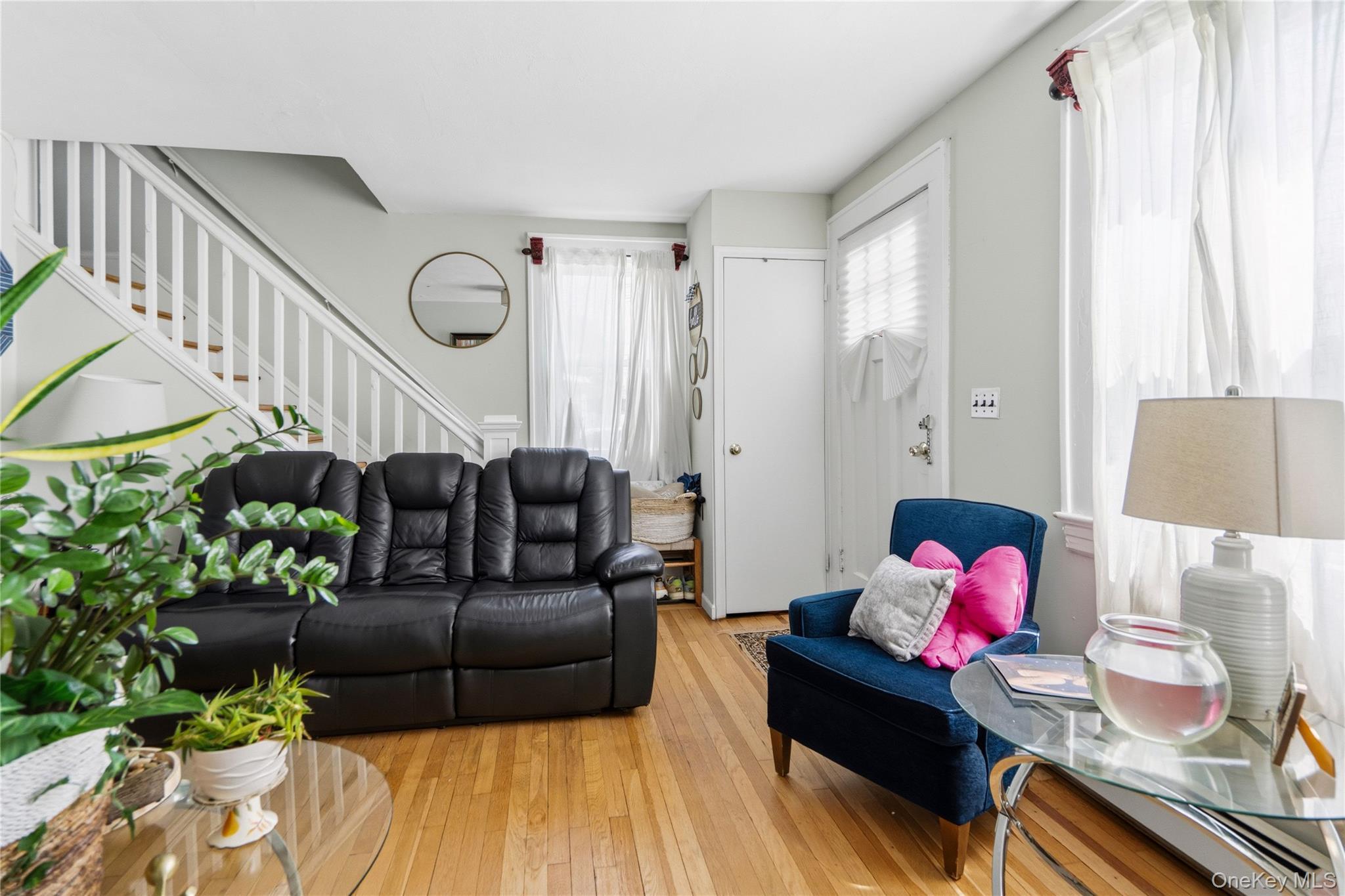 Single Family Woodfield Road  Nassau County, NY 11552, MLS-1030969-4