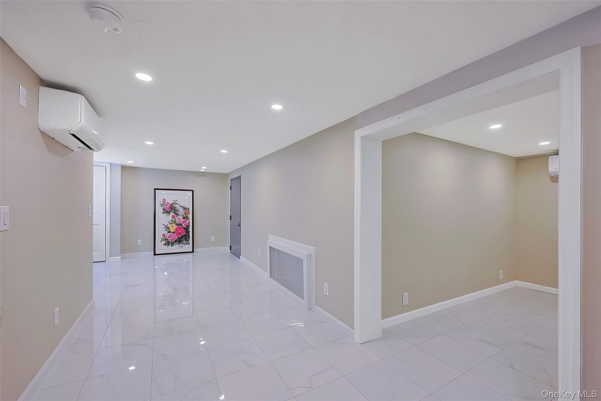 Single Family 141st Street Queens, NY 11357, MLS-1030976-17