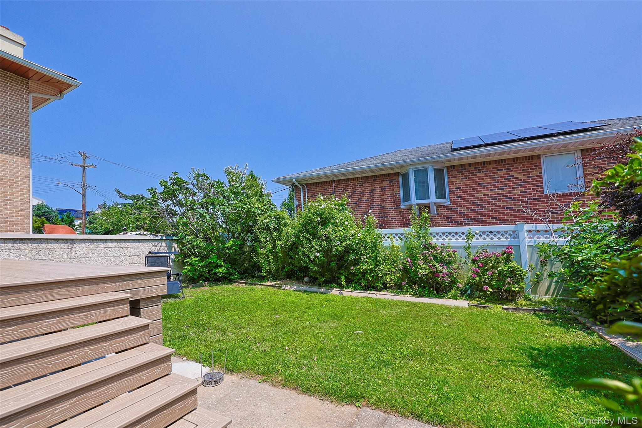 Single Family 141st Street Queens, NY 11357, MLS-1030976-19
