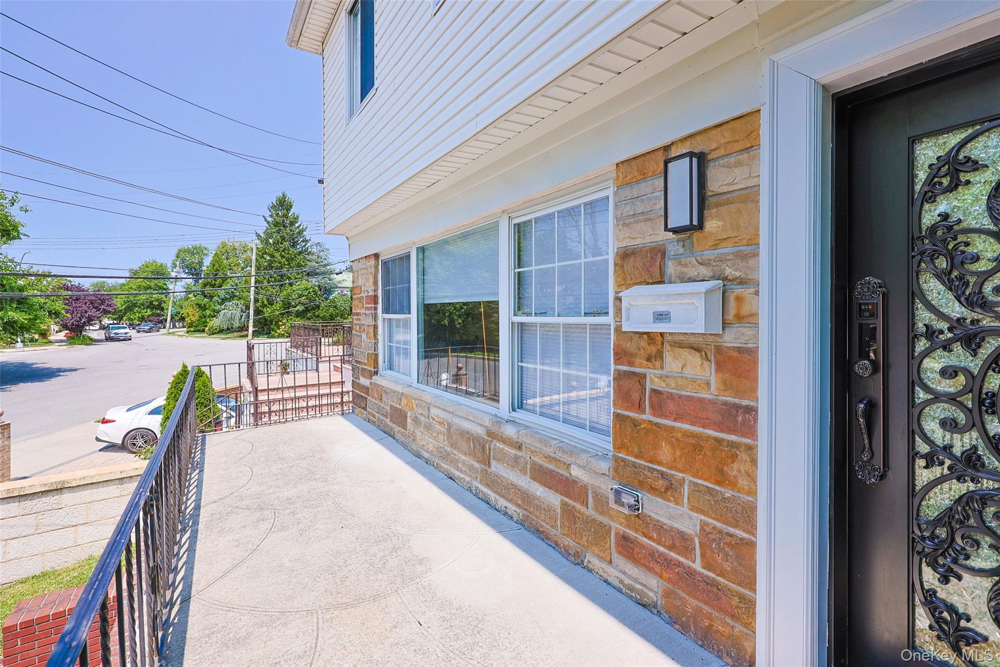Single Family 141st Street  Queens, NY 11357, MLS-1030976-20