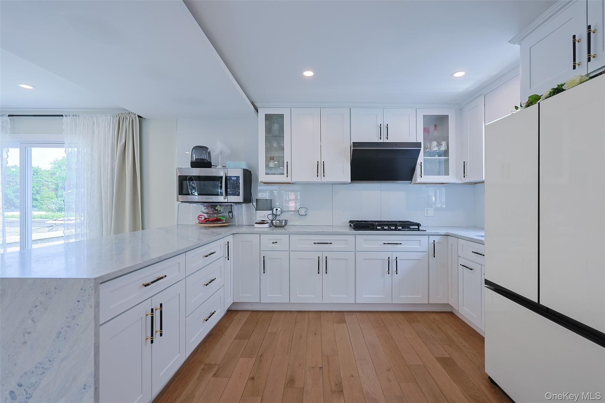 Single Family 141st Street Queens, NY 11357, MLS-1030976-5