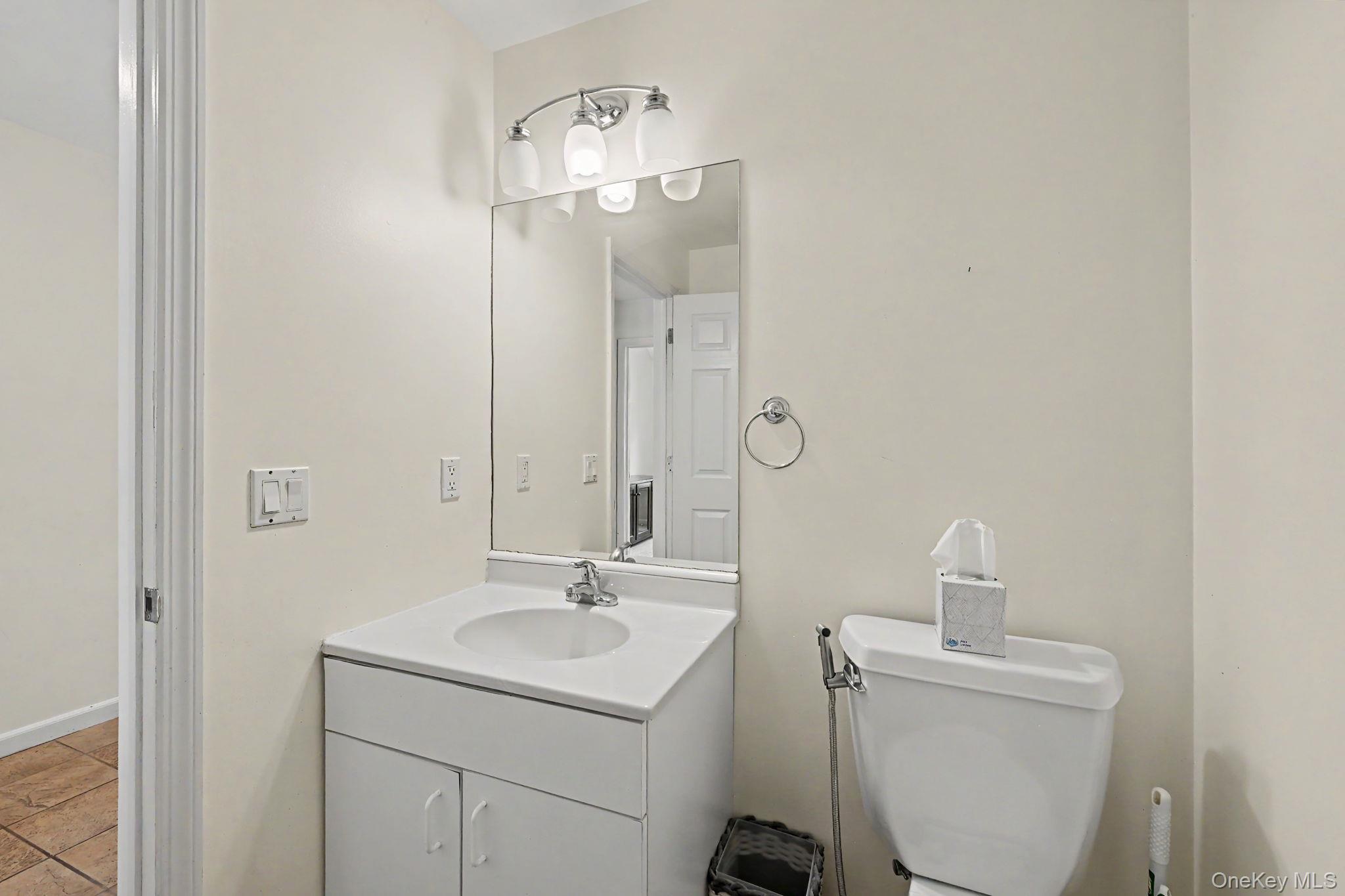 Single Family Sandpiper Court Westchester County, NY 10598, MLS-1030986-11