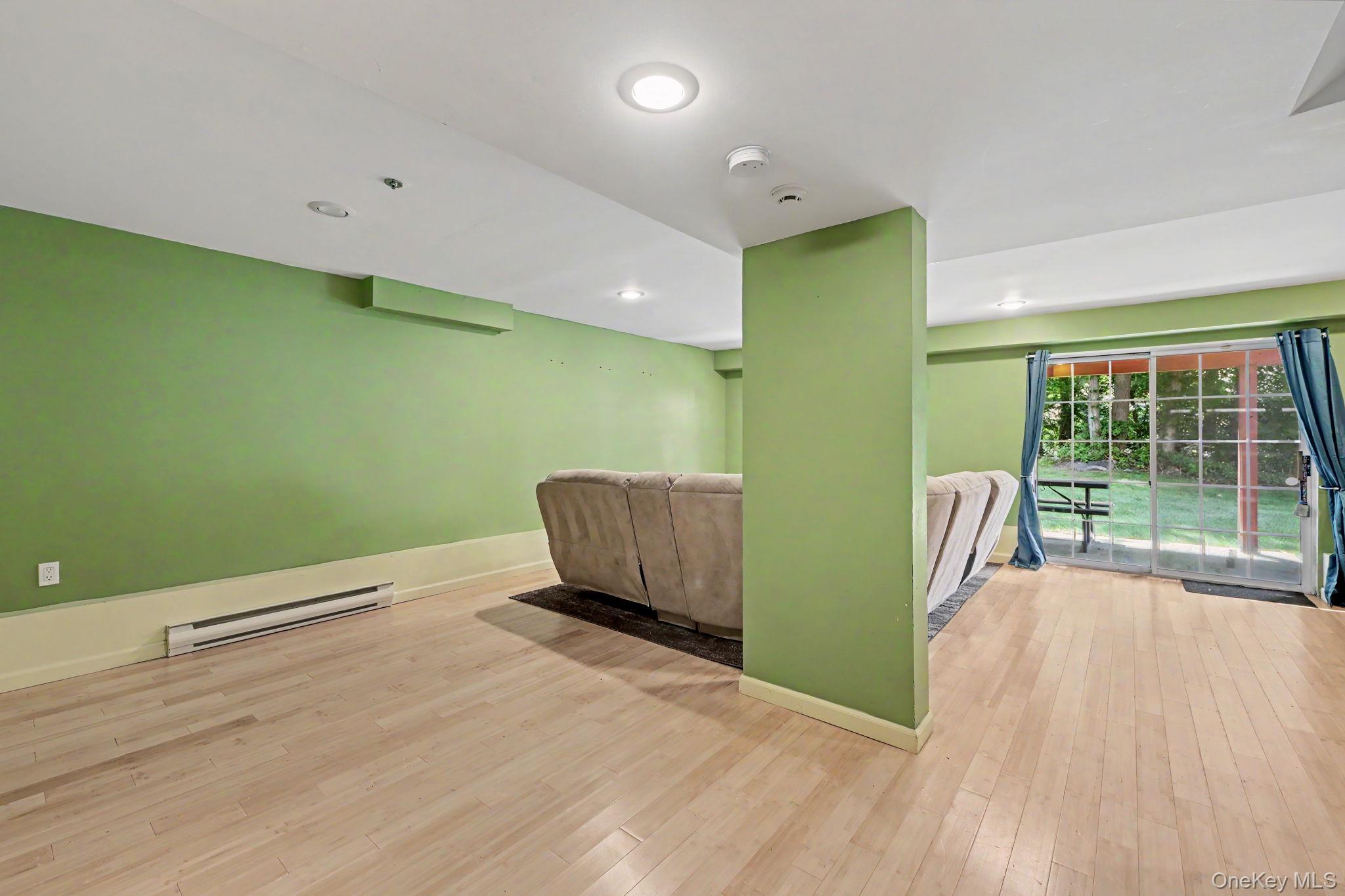 Single Family Sandpiper Court Westchester County, NY 10598, MLS-1030986-28