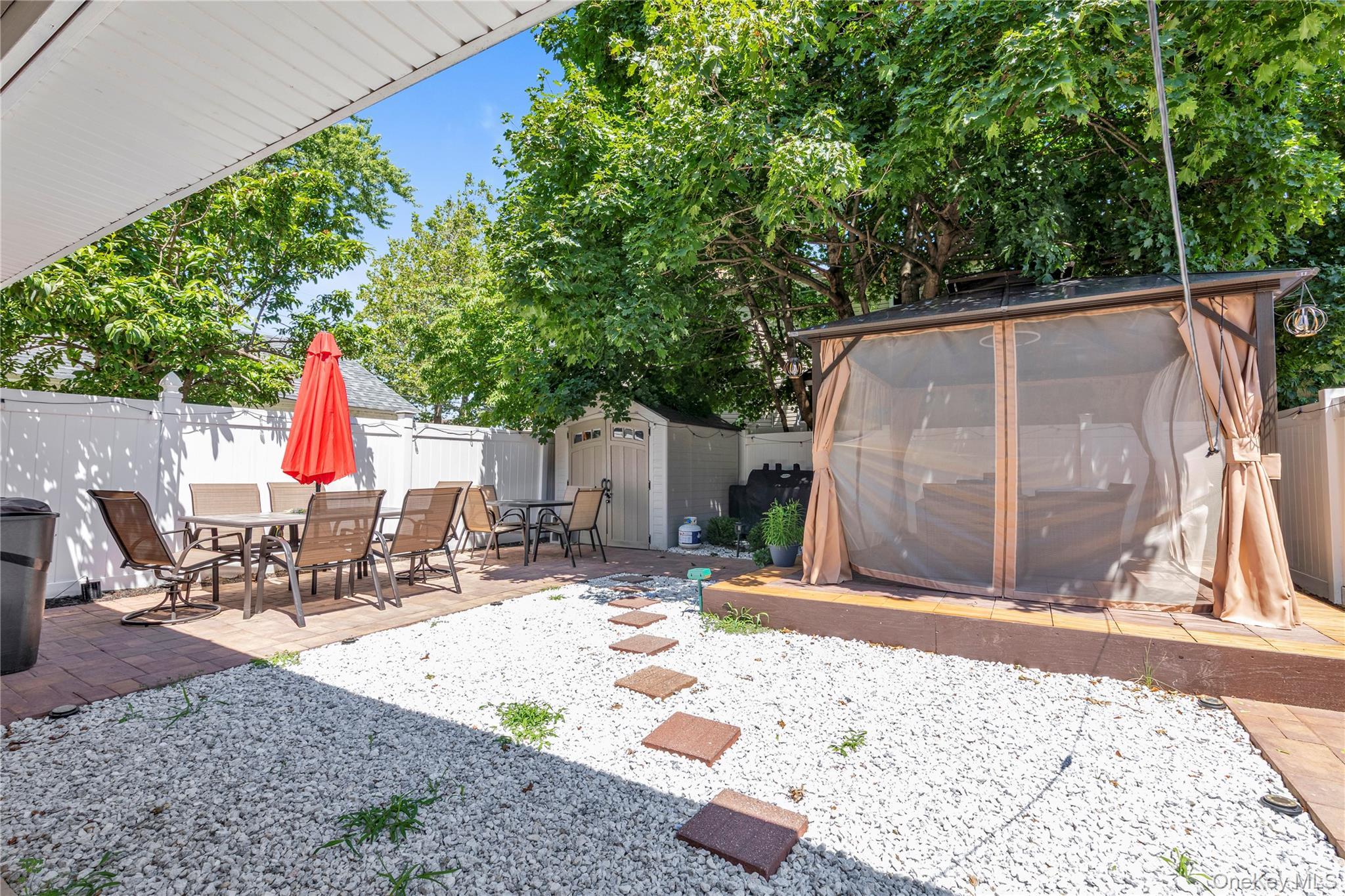 Apartment 144th Avenue Queens, NY 11413, MLS-1030987-11