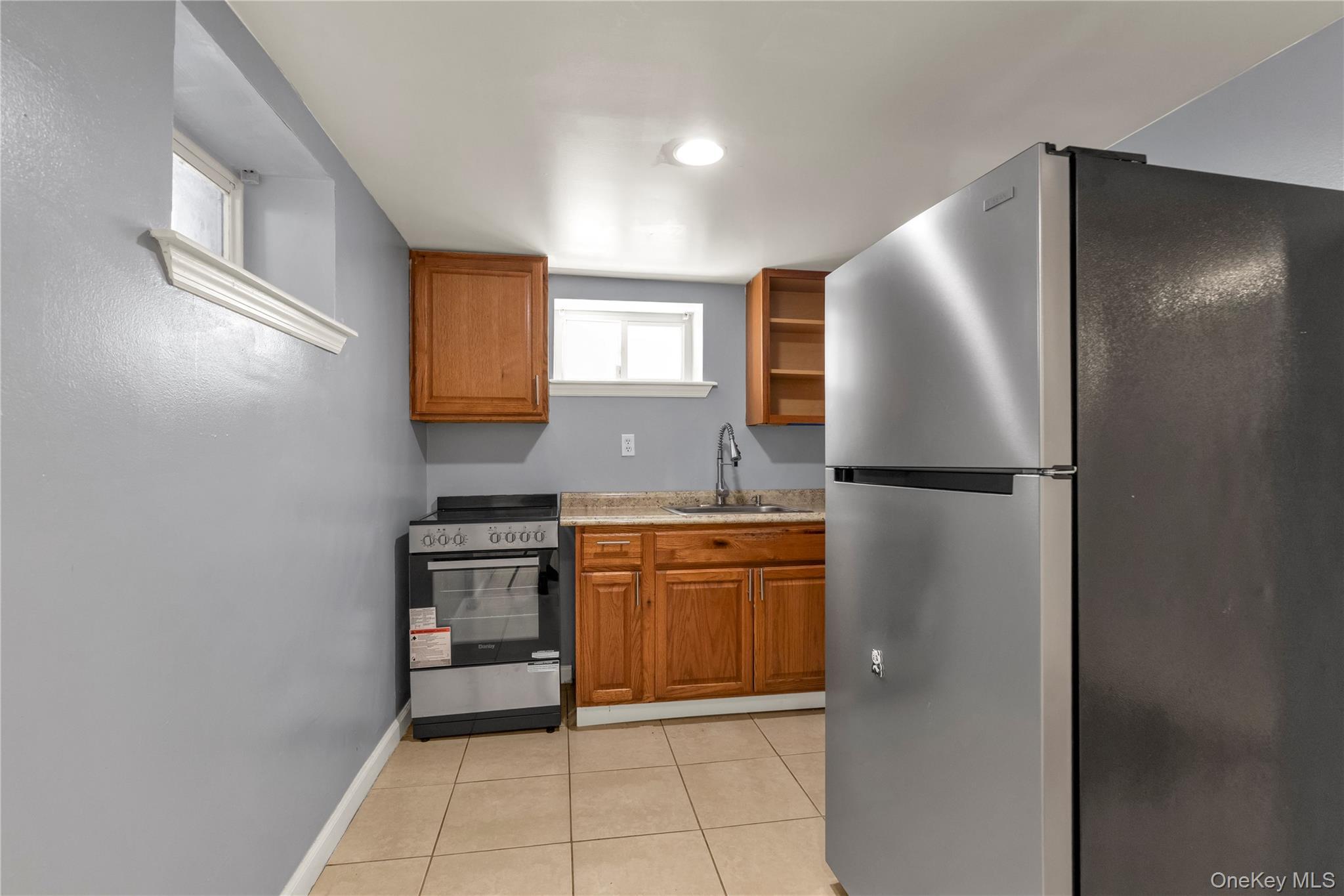 Apartment 144th Avenue Queens, NY 11413, MLS-1030987-5