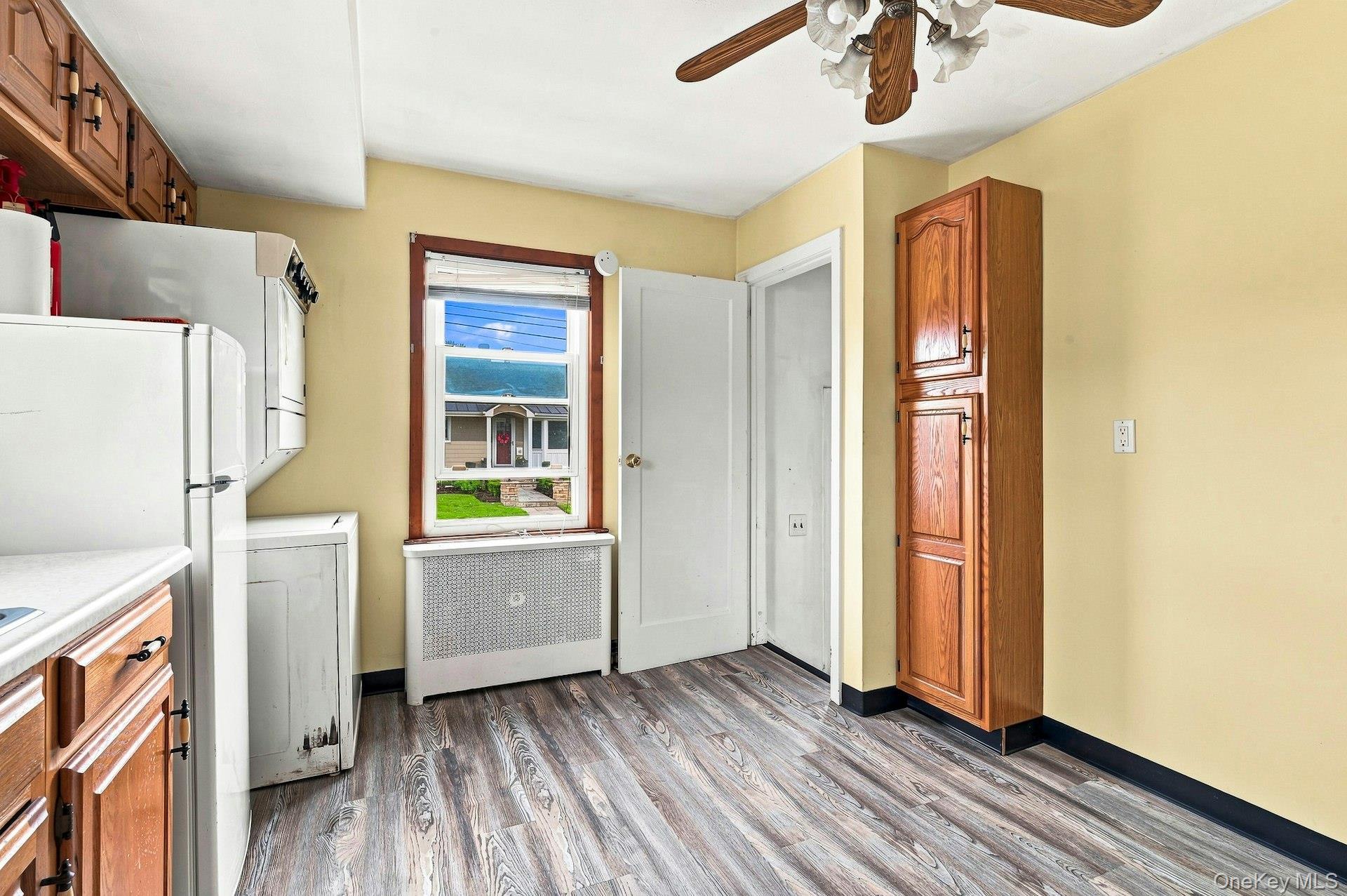 Single Family Emma Street Nassau County, NY 11714, MLS-1030992-14
