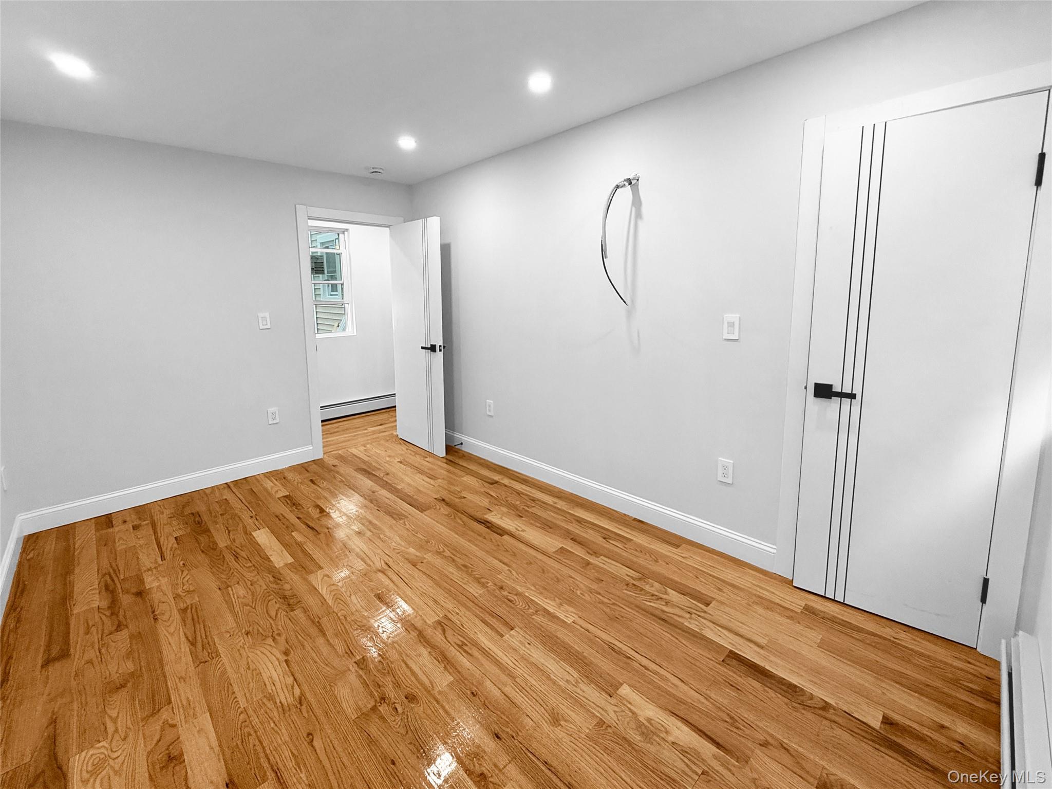 Single Family 182nd Place Queens, NY 11413, MLS-1030998-13