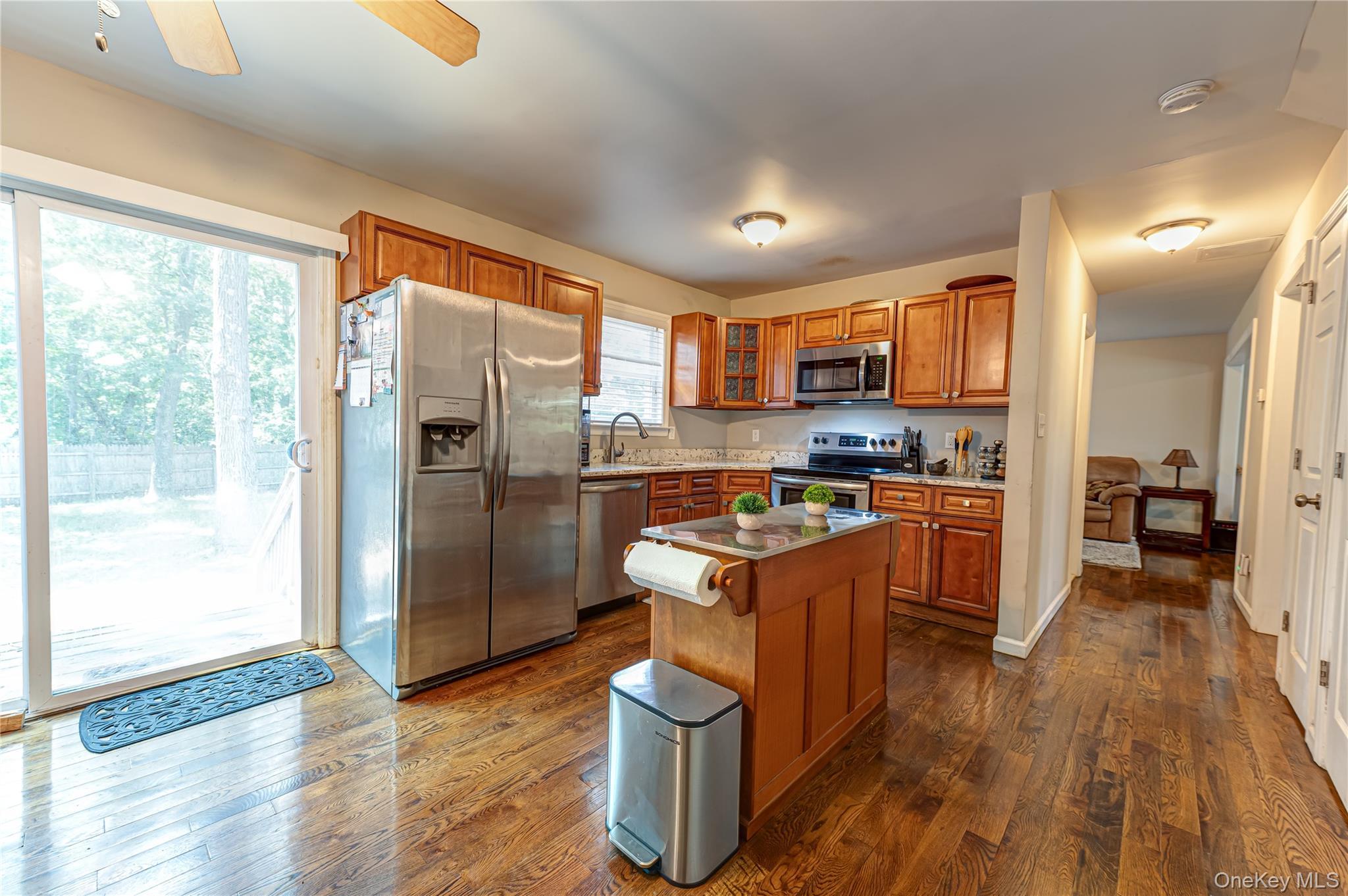 Single Family Oxhead Road Suffolk County, NY 11720, MLS-1031038-4