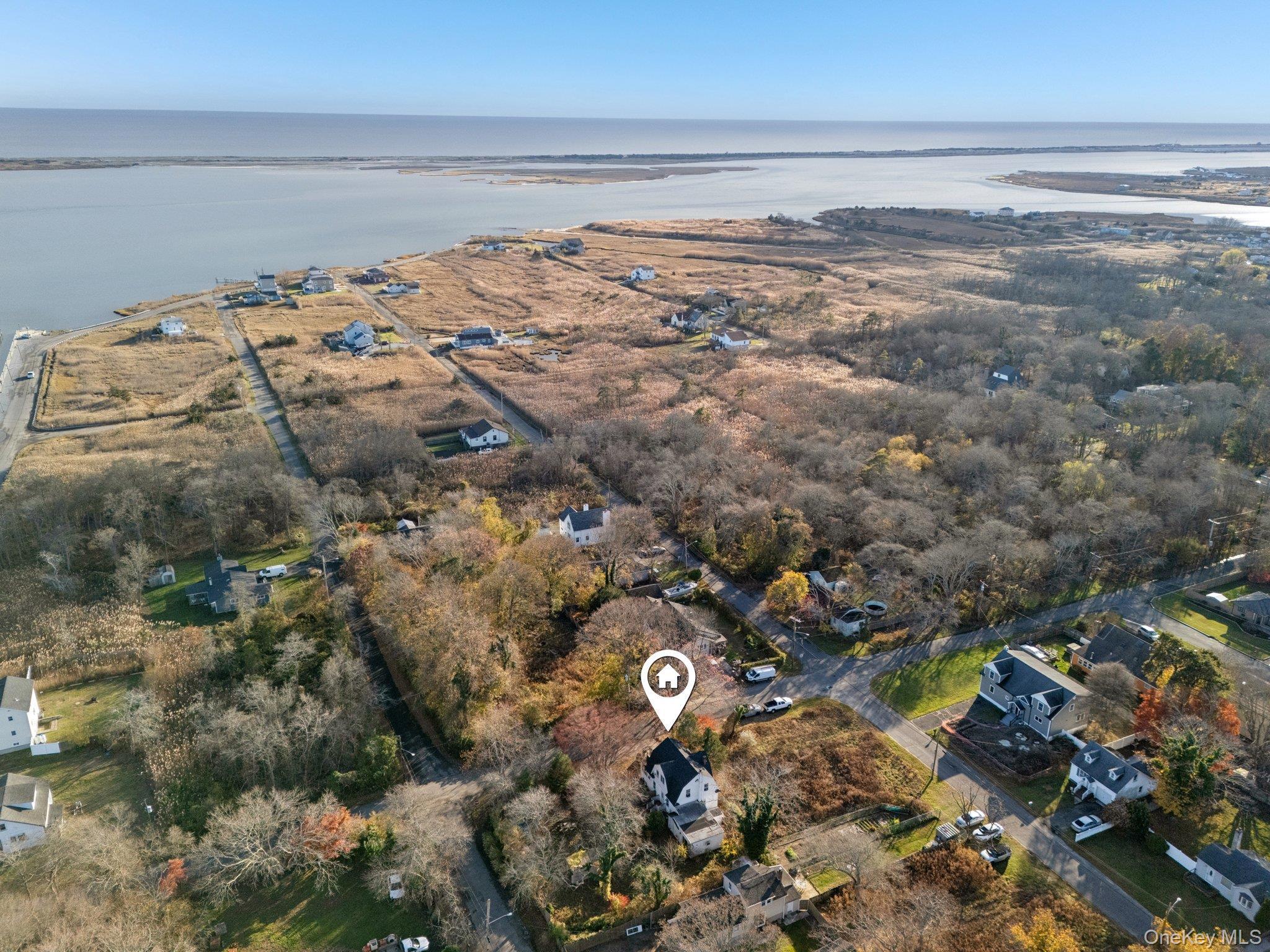 Single Family Elm Road E Suffolk County, NY 11951, MLS-1031055-28