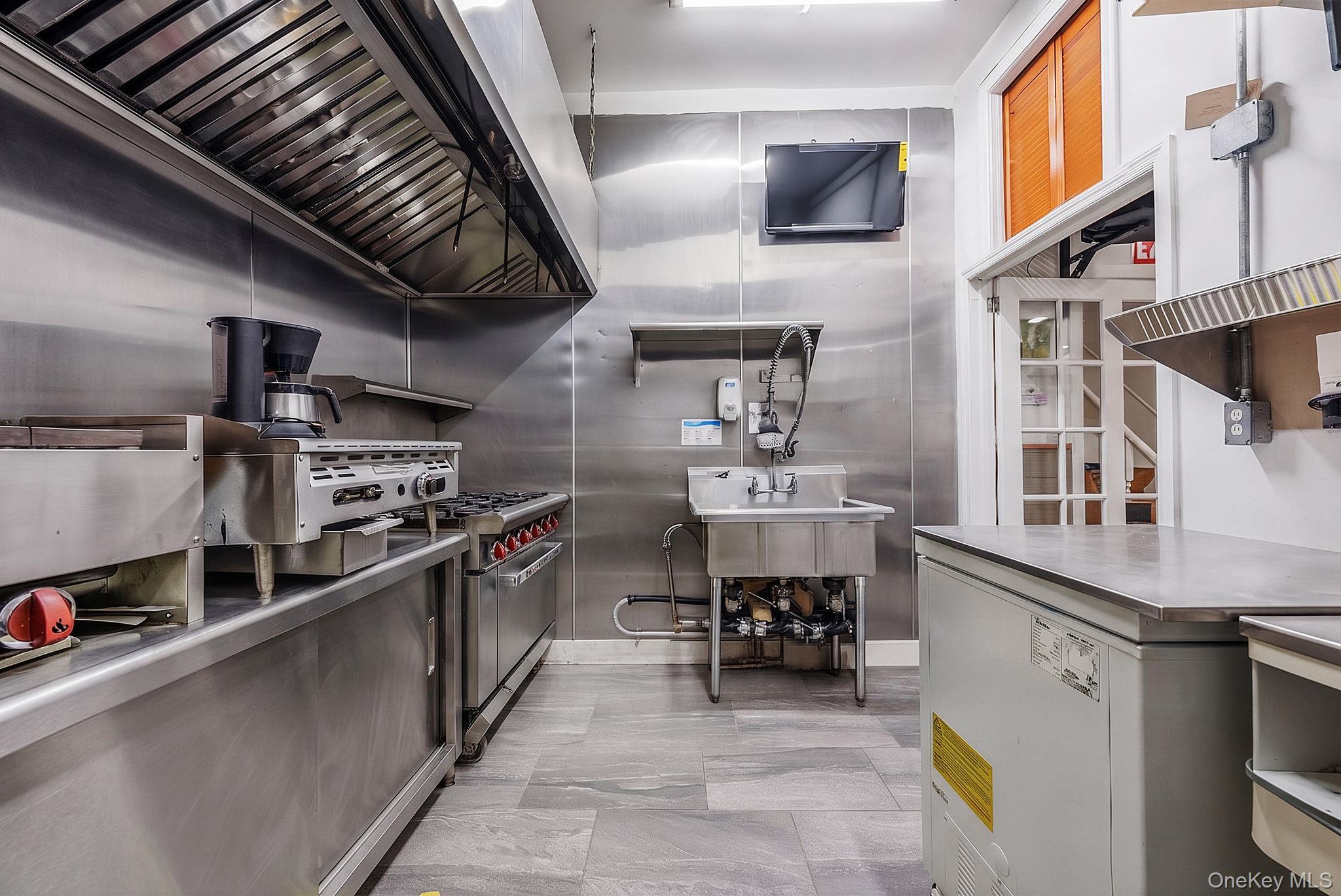 Single Family Wyckoff Avenue  Brooklyn, NY 11237, MLS-1031062-26