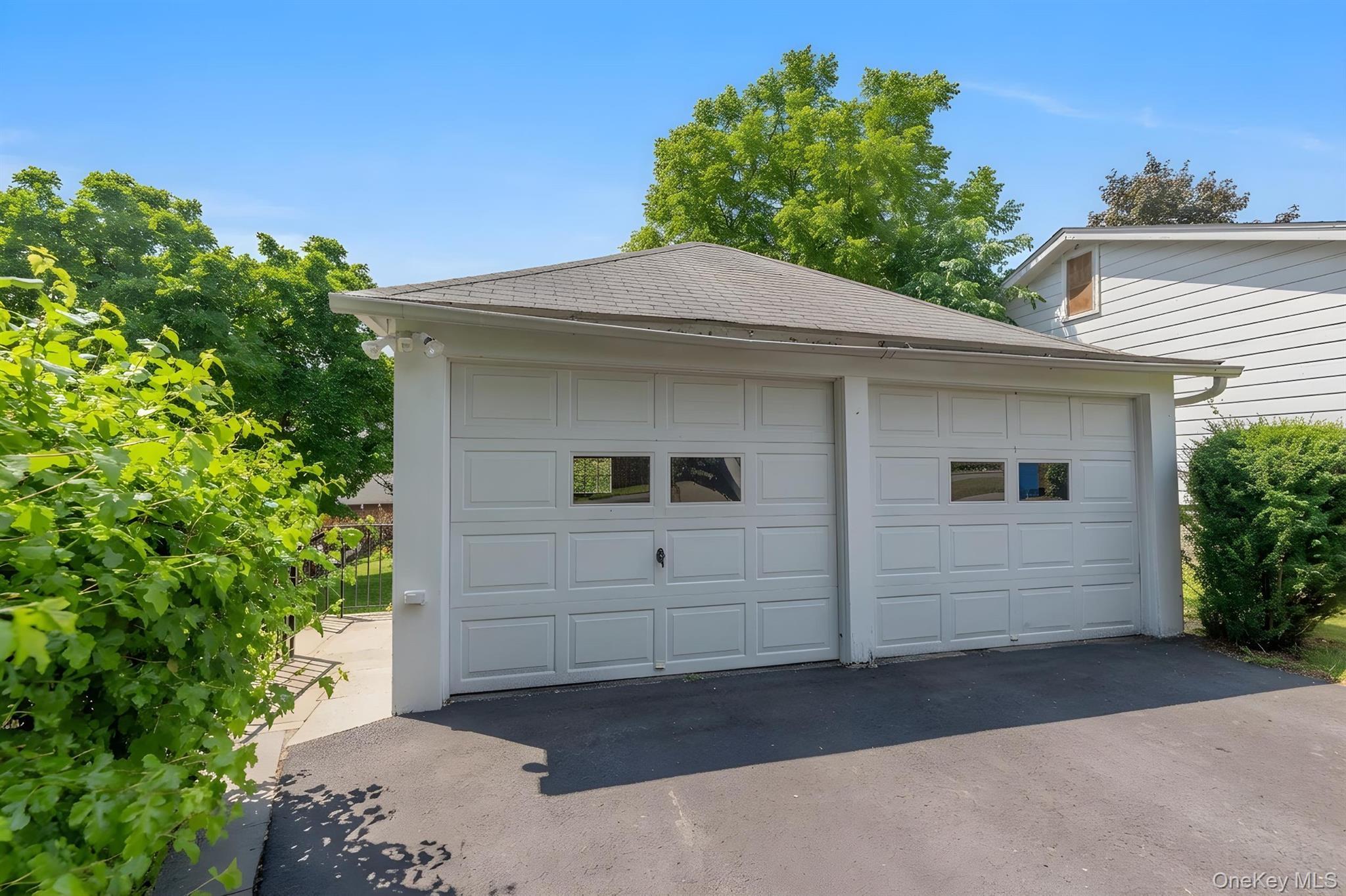 Single Family Clifton Avenue Ulster County, NY 12401, MLS-1031070-33