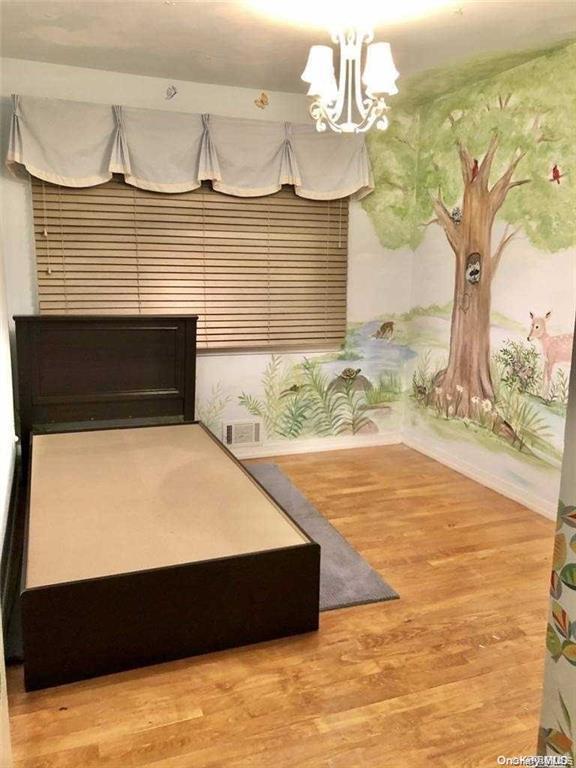 Single Family 215th Street  Queens, NY 11360, MLS-1031082-10