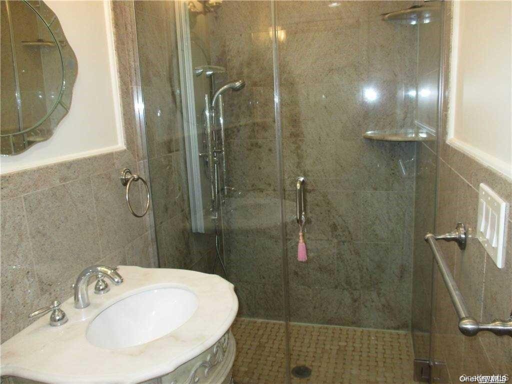 Single Family 215th Street  Queens, NY 11360, MLS-1031082-14
