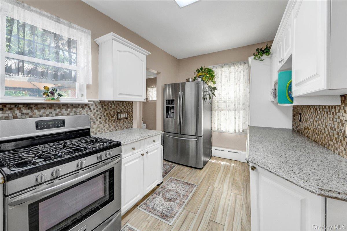 Single Family Logan Avenue  Bronx, NY 10465, MLS-1031107-11