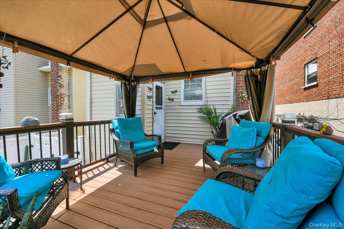 Single Family Logan Avenue  Bronx, NY 10465, MLS-1031107-14