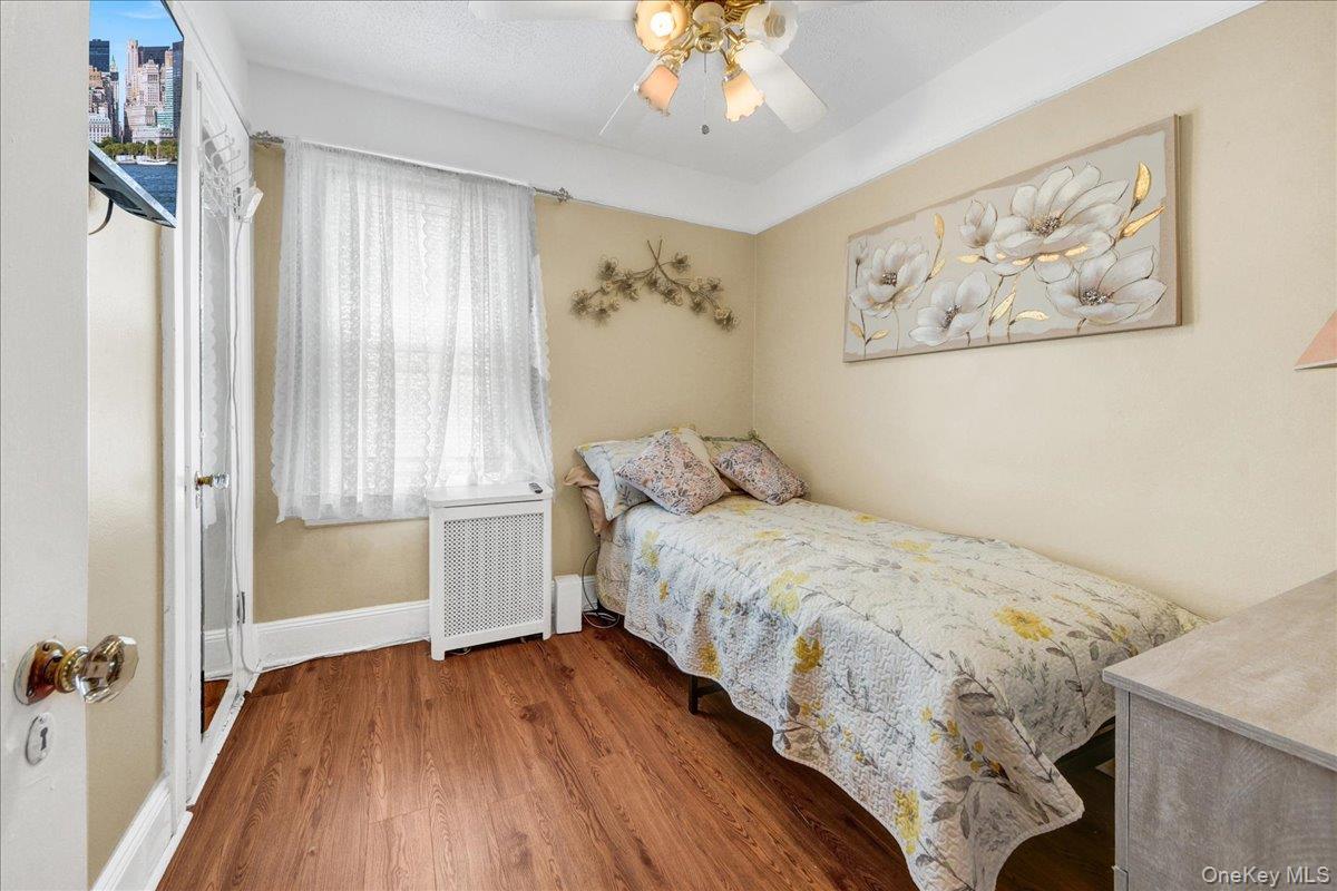 Single Family Logan Avenue  Bronx, NY 10465, MLS-1031107-20