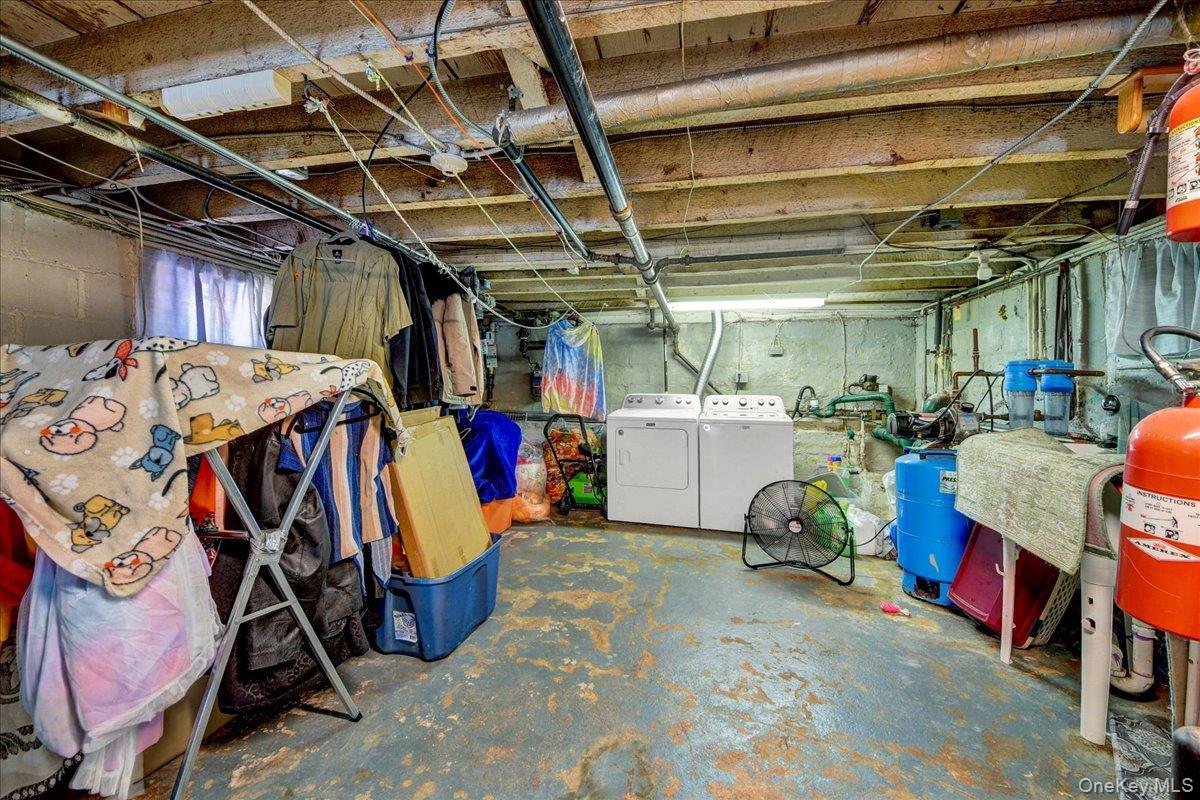 Single Family Logan Avenue  Bronx, NY 10465, MLS-1031107-24