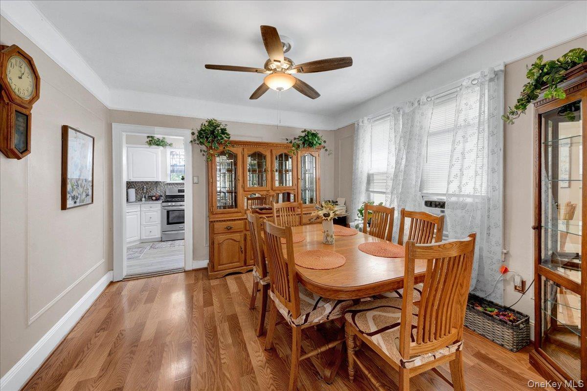 Single Family Logan Avenue  Bronx, NY 10465, MLS-1031107-8