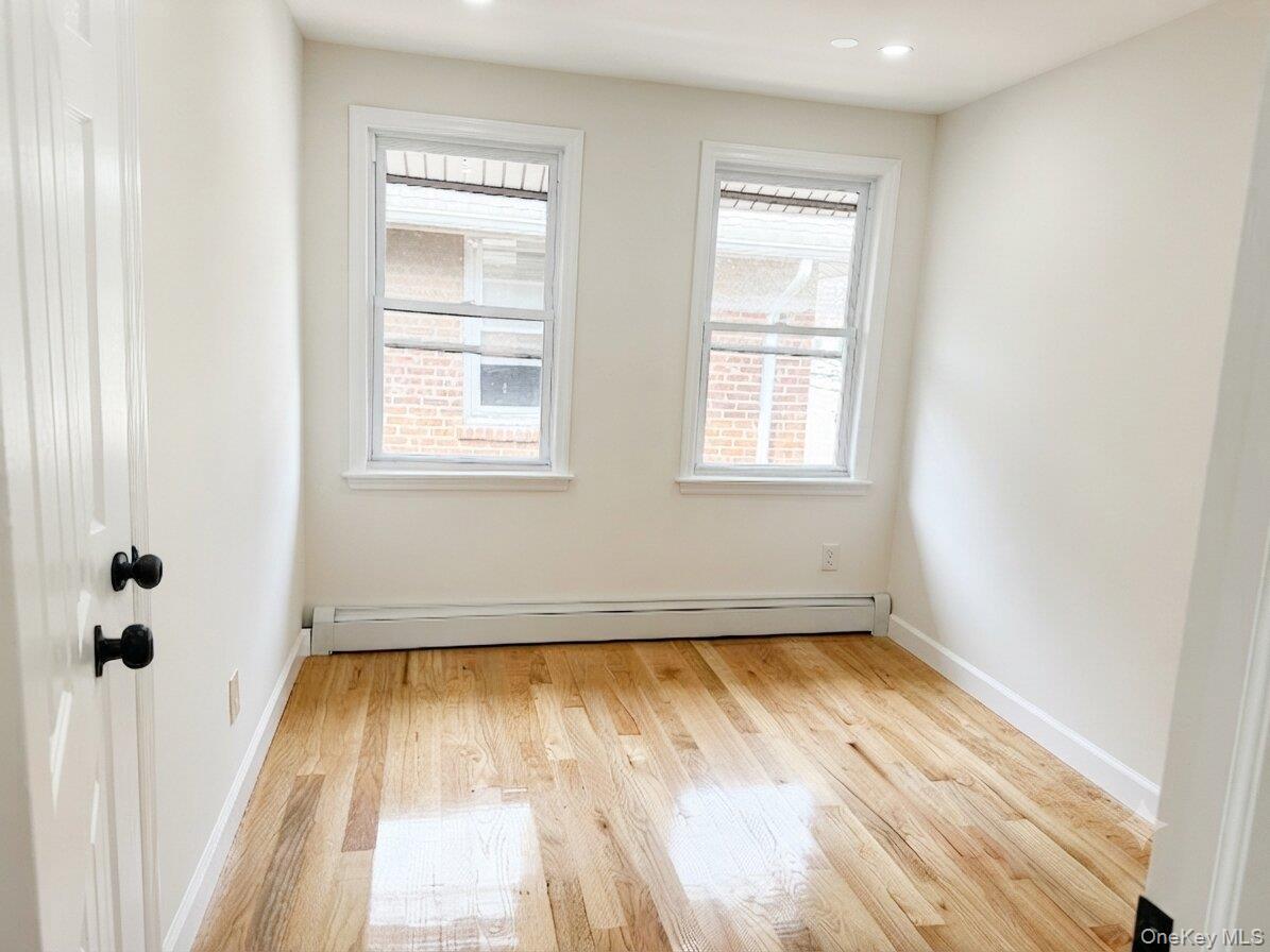 Single Family Deerfield Road Queens, NY 11691, MLS-1031117-6