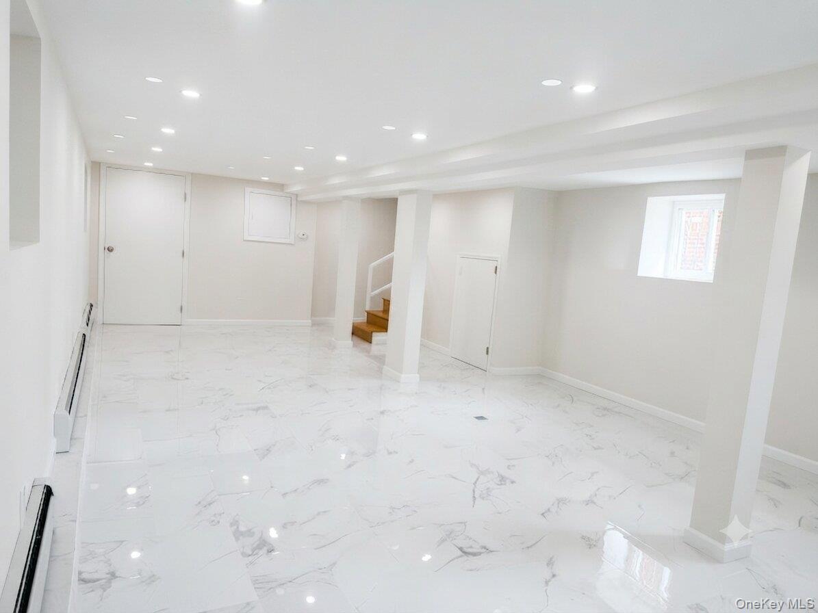 Single Family Deerfield Road  Queens, NY 11691, MLS-1031117-7