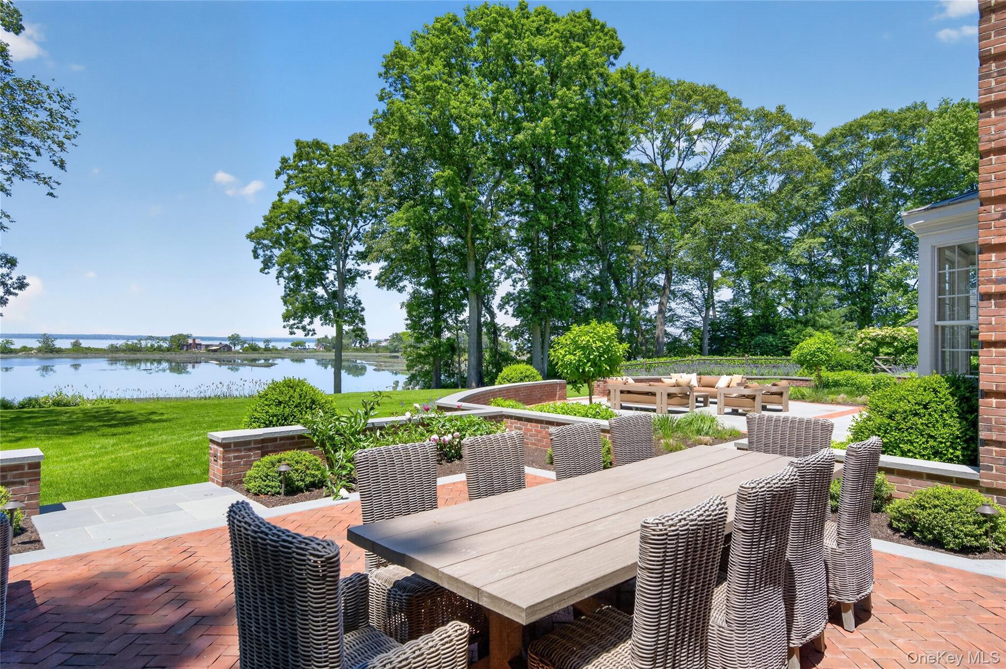 Single Family Lands End Road  Nassau County, NY 11560, MLS-1031122-36