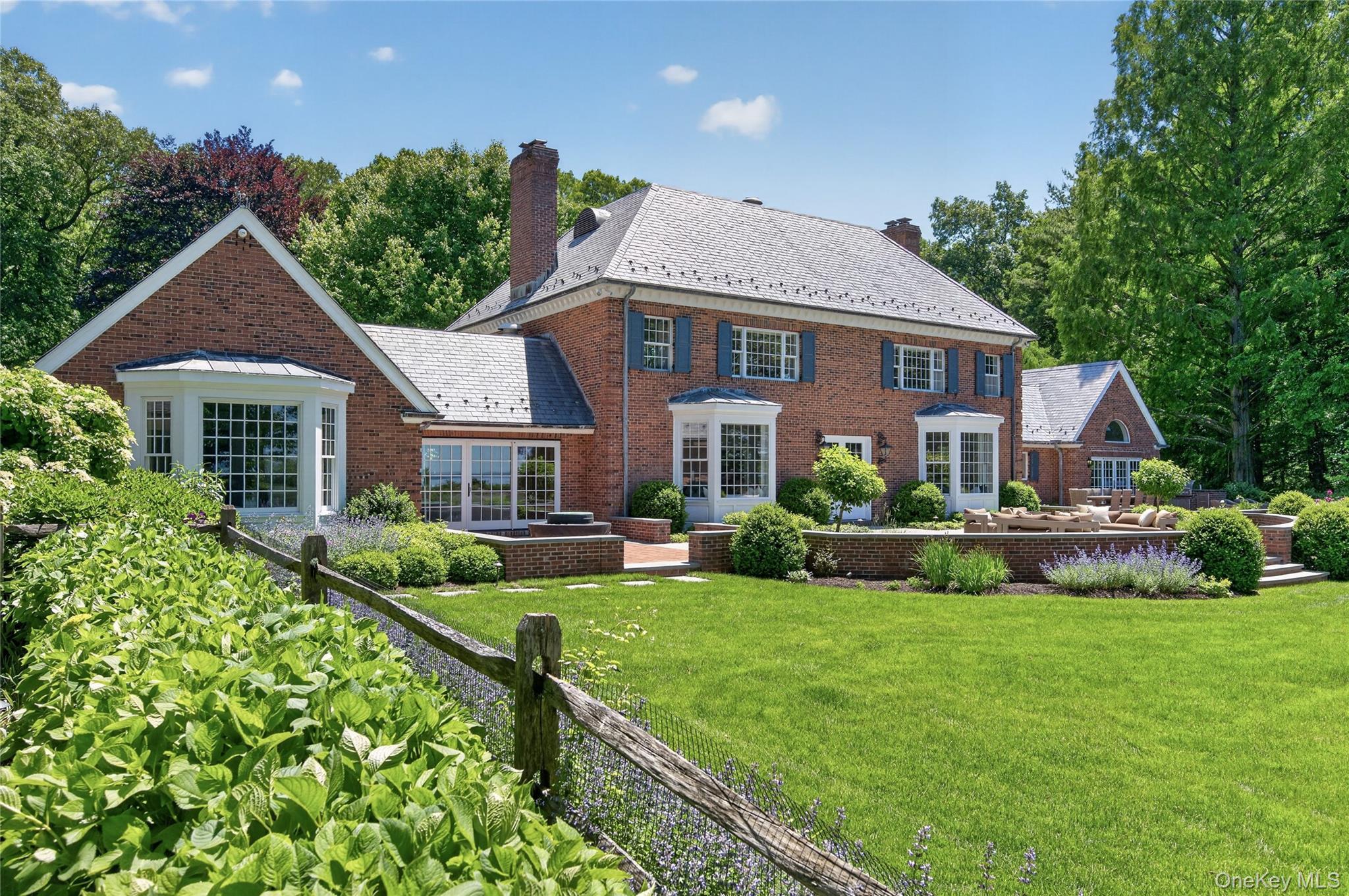 Single Family Lands End Road  Nassau County, NY 11560, MLS-1031122-48
