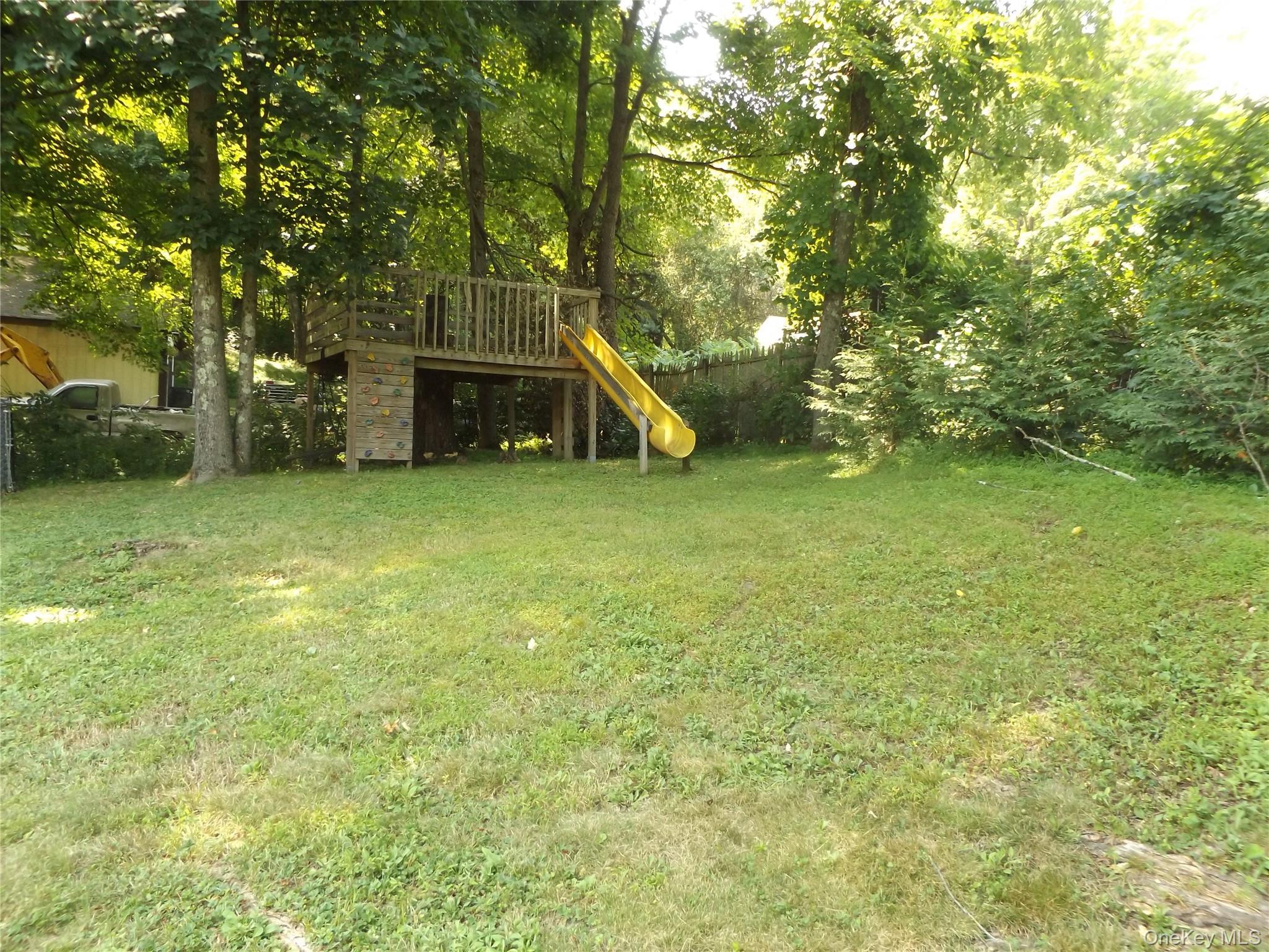 Single Family Ring Road Dutchess County, NY 12578, MLS-1031123-11