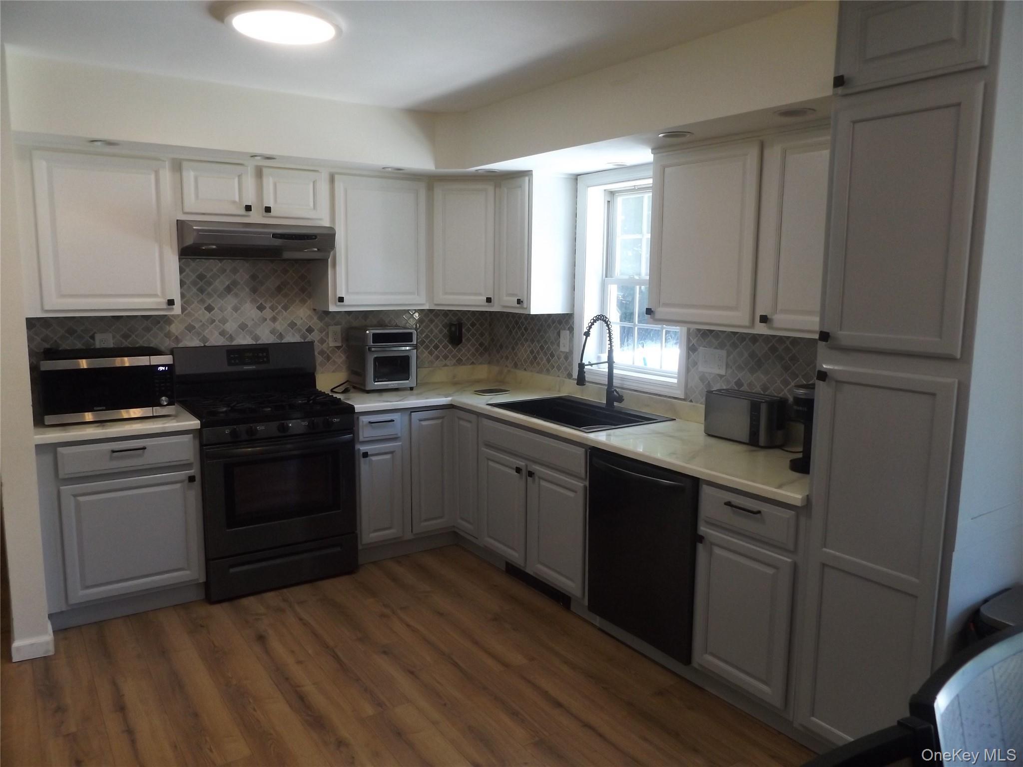Single Family Ring Road Dutchess County, NY 12578, MLS-1031123-16