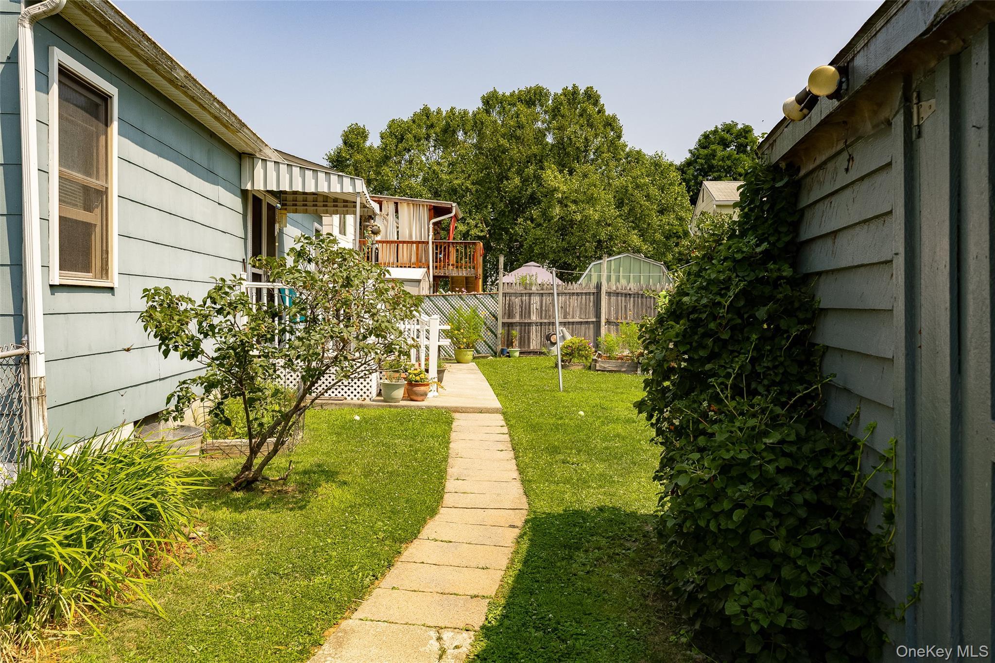 Single Family Phillips Street Dutchess County, NY 12508, MLS-1031124-27