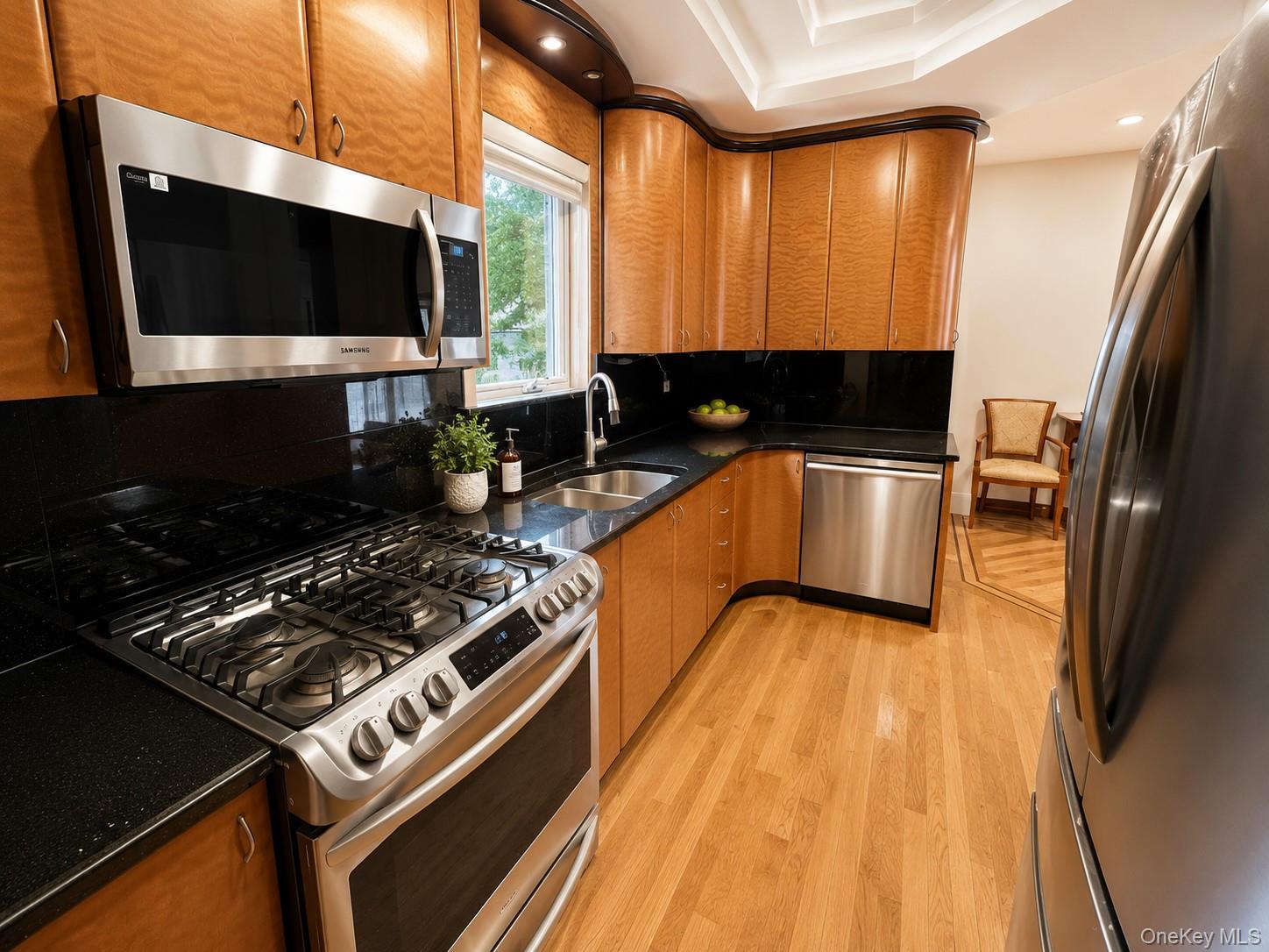 Single Family Beach 132nd Street  Queens, NY 11694, MLS-1031132-7