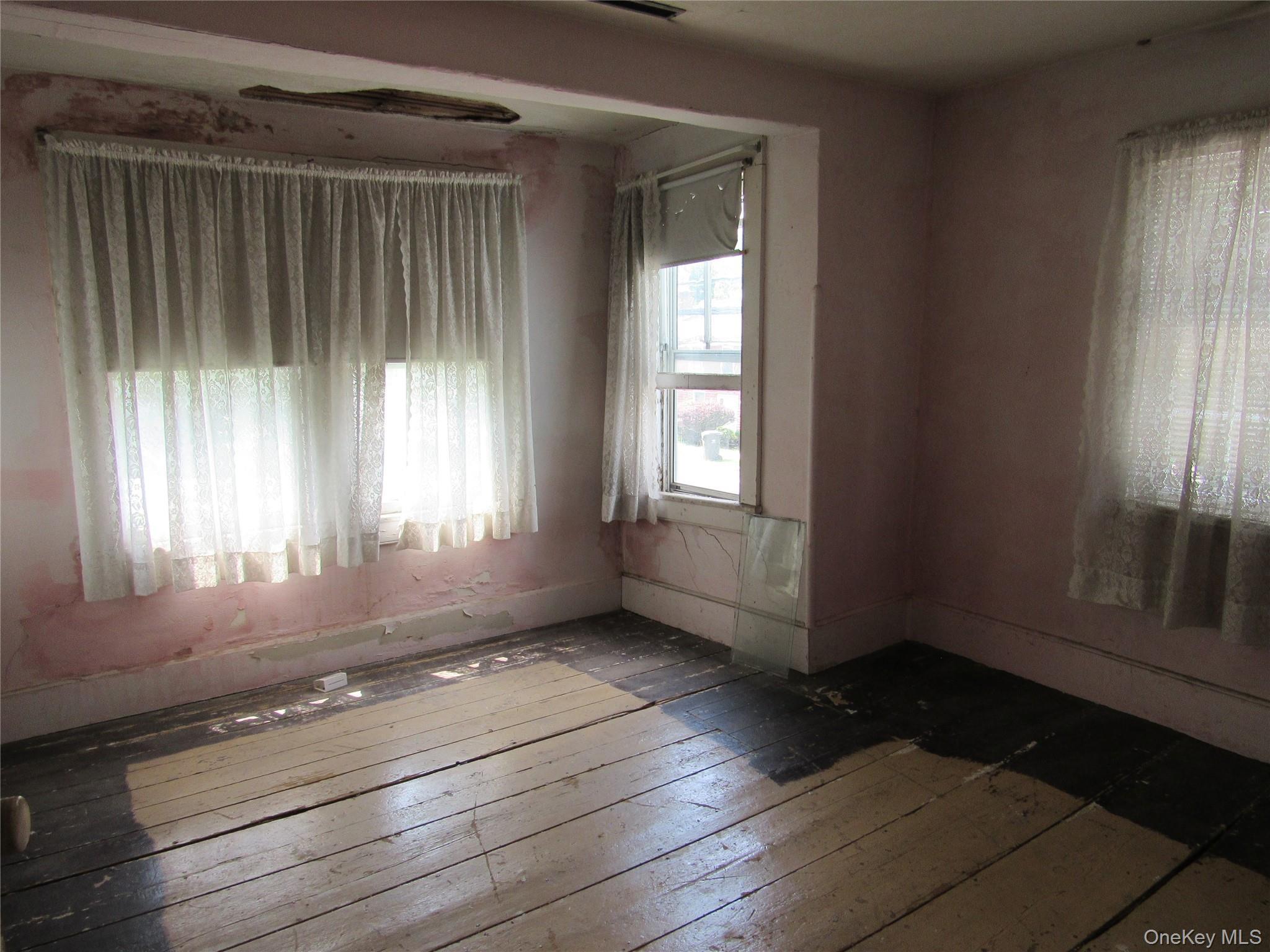 Single Family Main Street Orange County, NY 10918, MLS-1031155-11