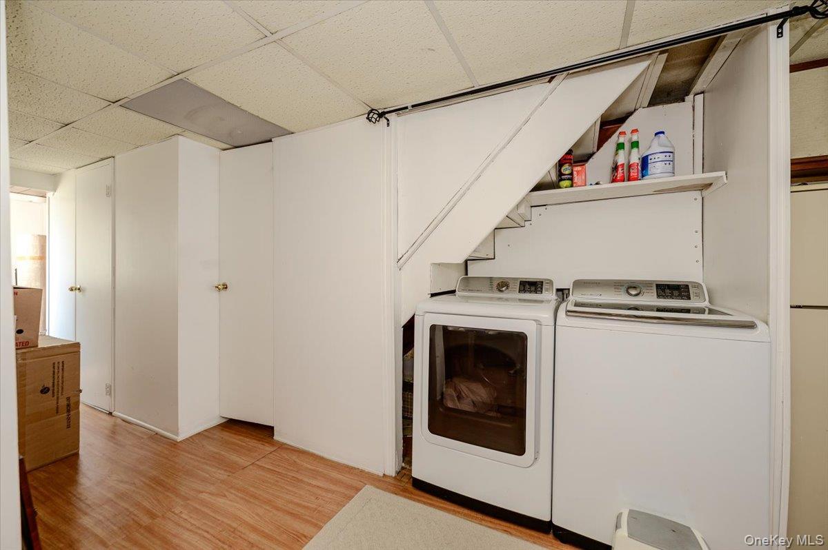 Single Family Hunt Avenue  Bronx, NY 10462, MLS-1031157-13