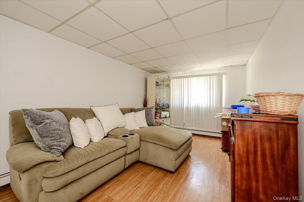 Single Family Hunt Avenue  Bronx, NY 10462, MLS-1031157-14