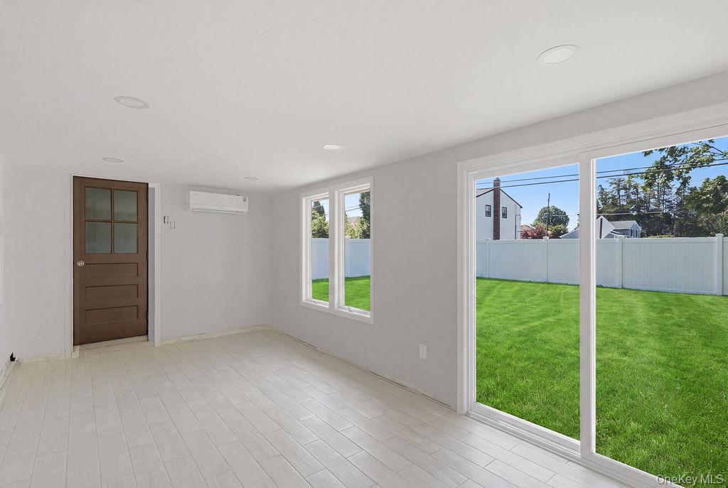 Single Family Summer Lane Nassau County, NY 11801, MLS-1031167-18