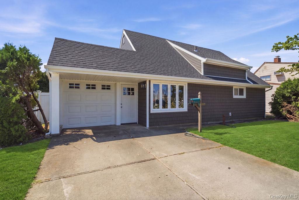 Single Family Summer Lane Nassau County, NY 11801, MLS-1031167-3