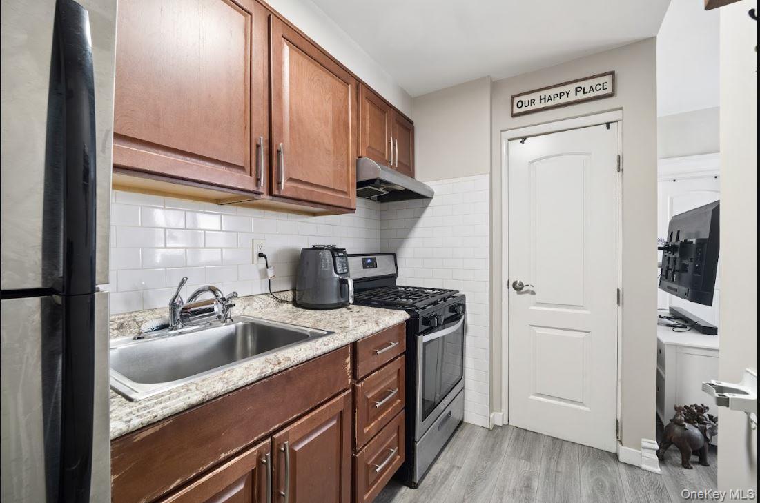 Single Family 68th Avenue Queens, NY 11379, MLS-1031172-19