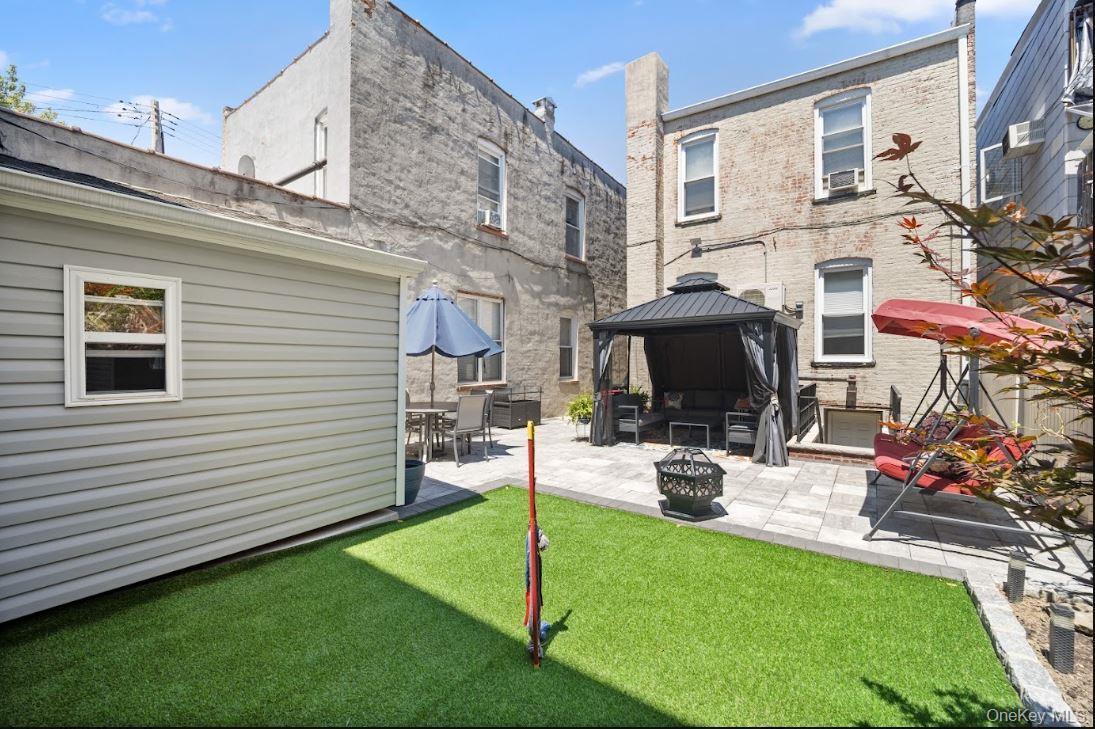 Single Family 68th Avenue Queens, NY 11379, MLS-1031172-37