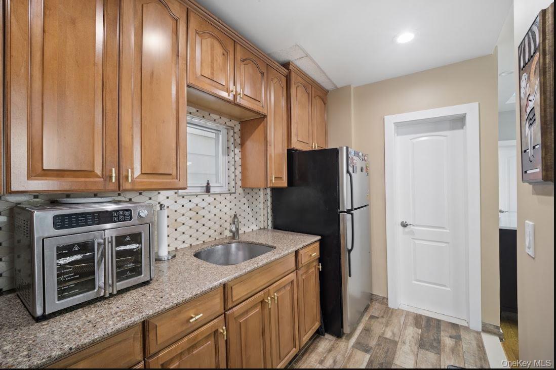 Single Family 68th Avenue Queens, NY 11379, MLS-1031172-6