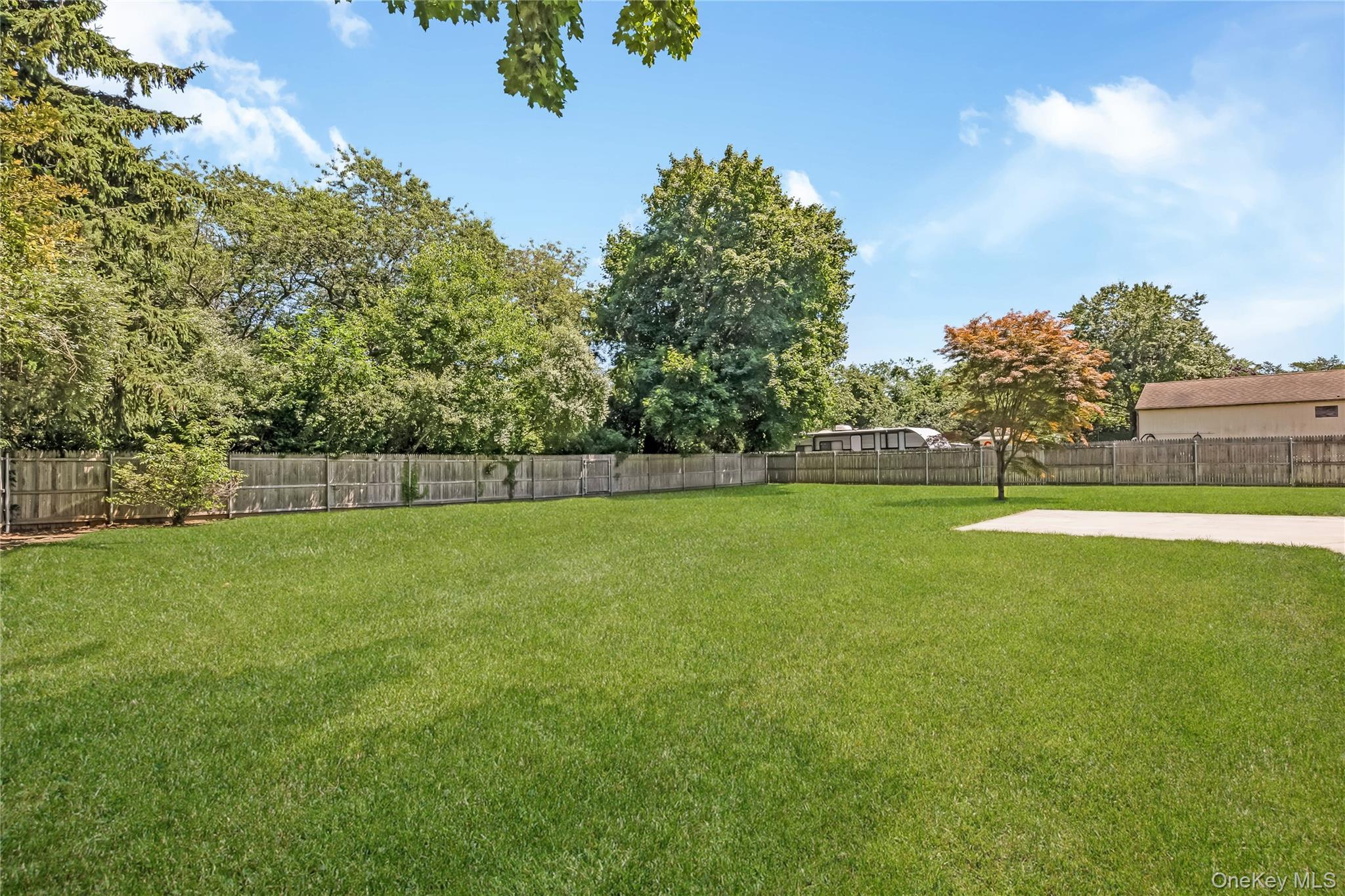 Single Family Raynor Road Suffolk County, NY 11961, MLS-1031187-12