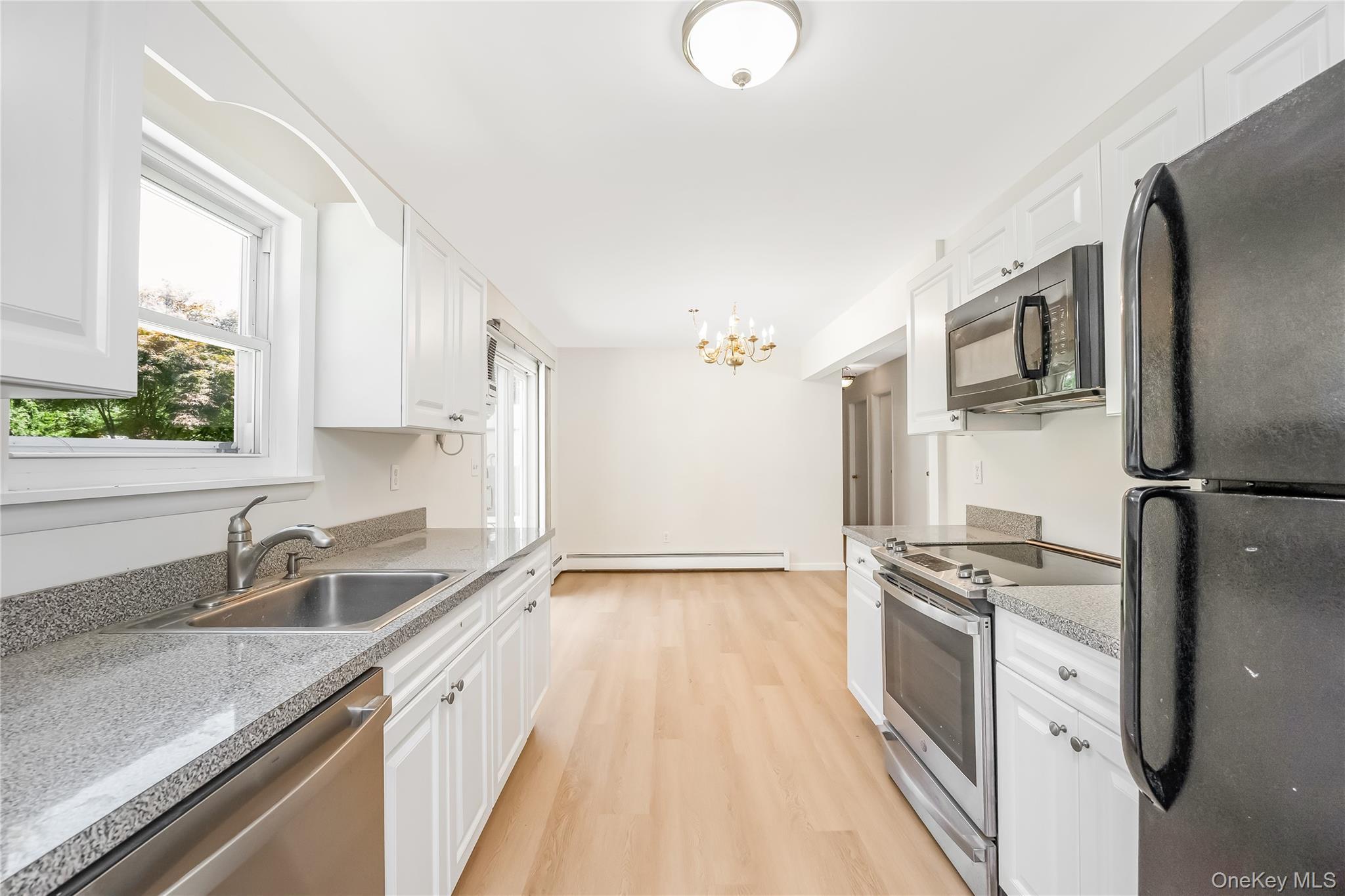 Single Family Raynor Road Suffolk County, NY 11961, MLS-1031187-17