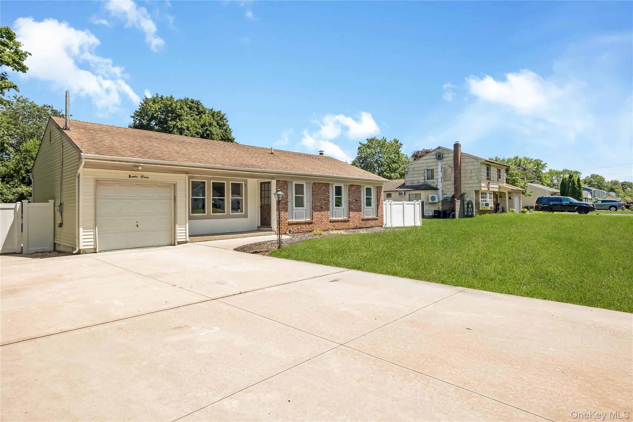 Single Family Raynor Road Suffolk County, NY 11961, MLS-1031187-2